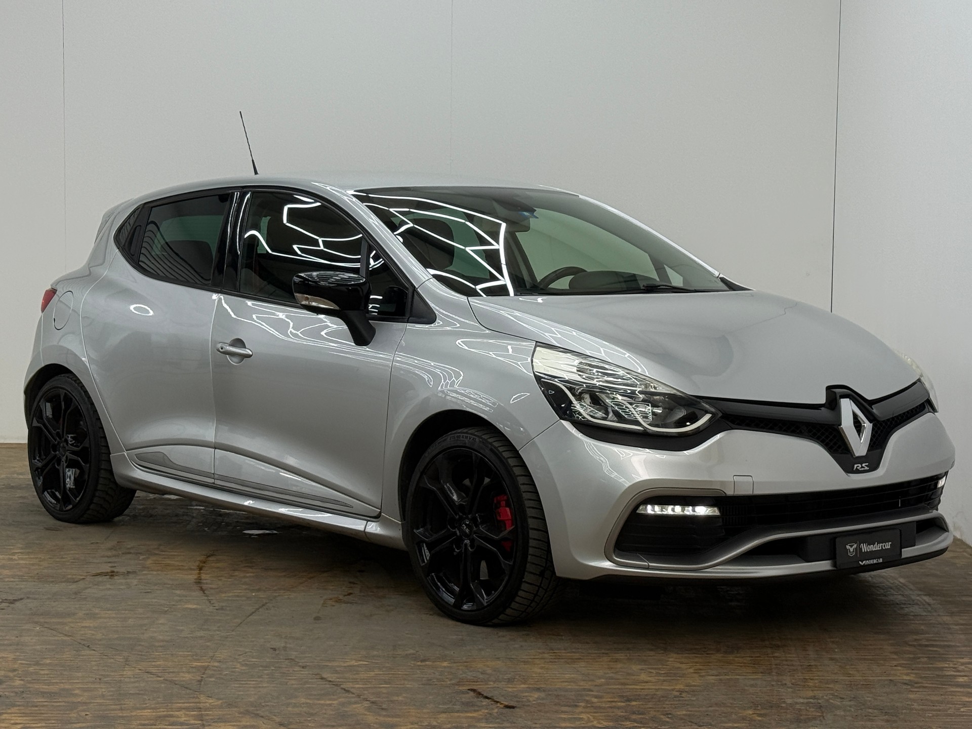 RENAULT Clio 1.6 T RS 200 EDC-image-0