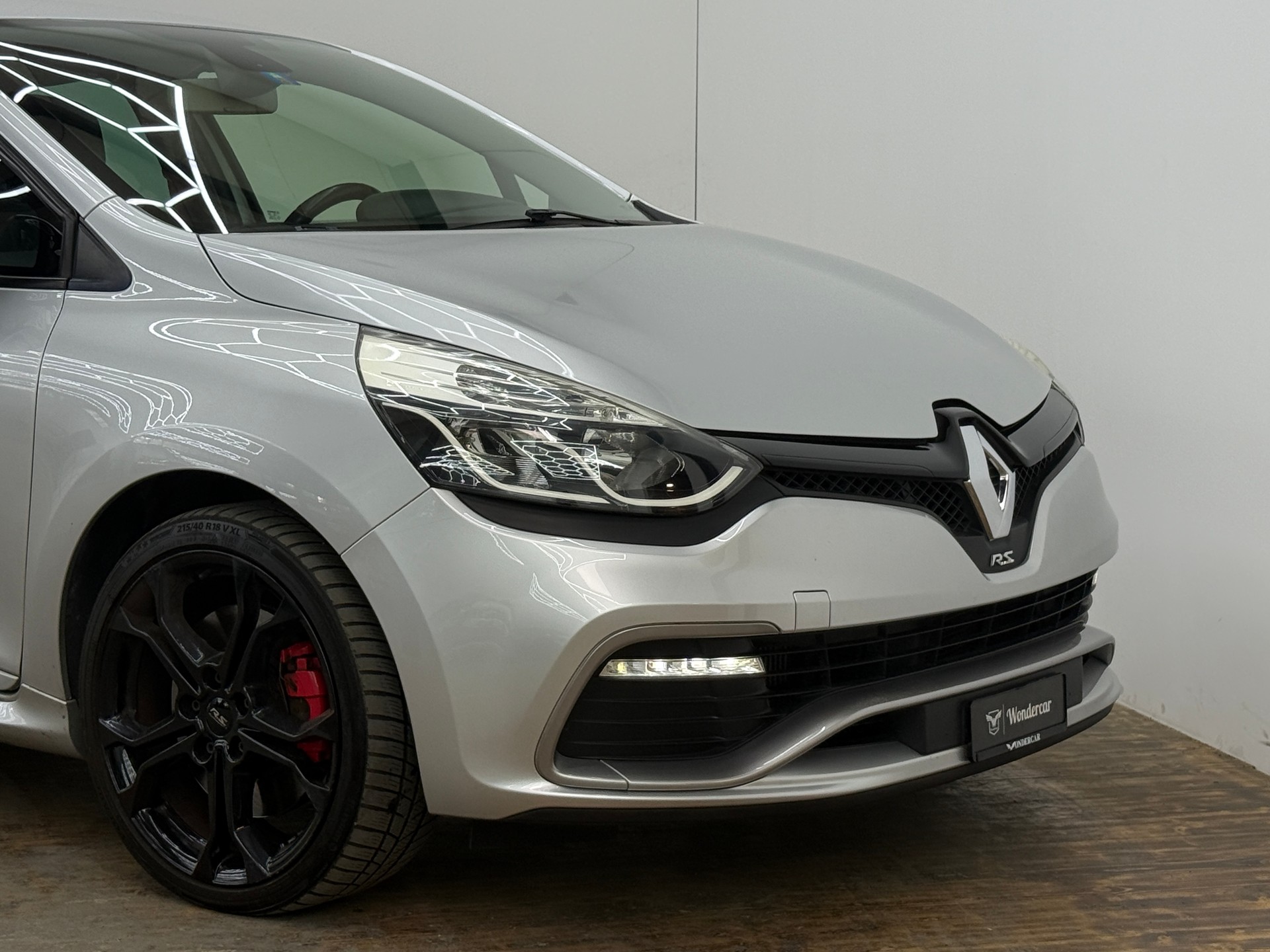 RENAULT Clio 1.6 T RS 200 EDC-image-1