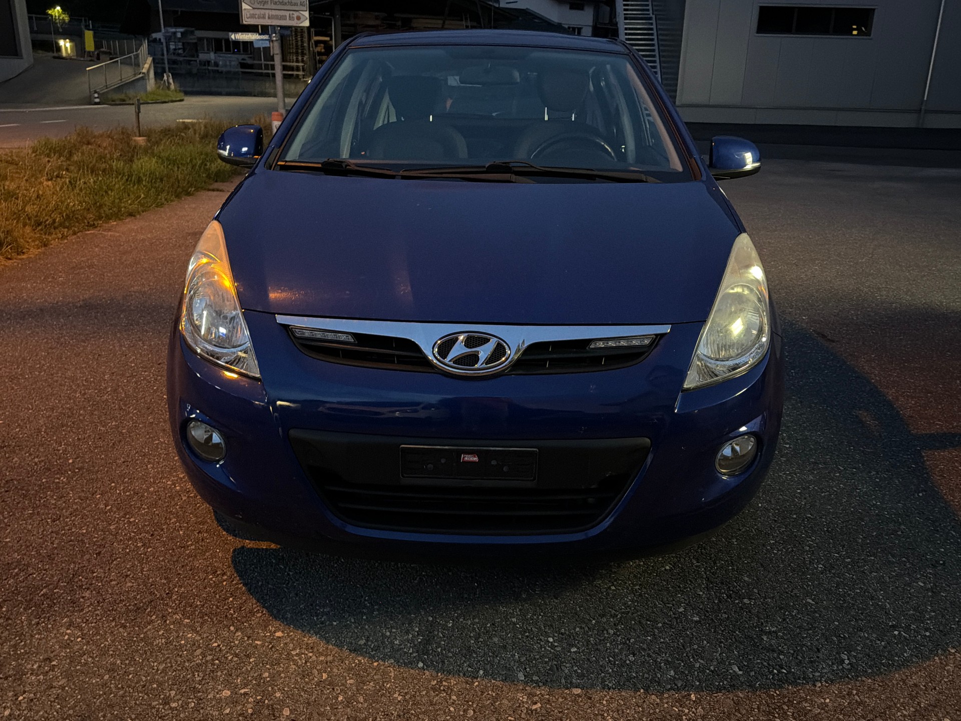 HYUNDAI i20 1.4 Style-image-7