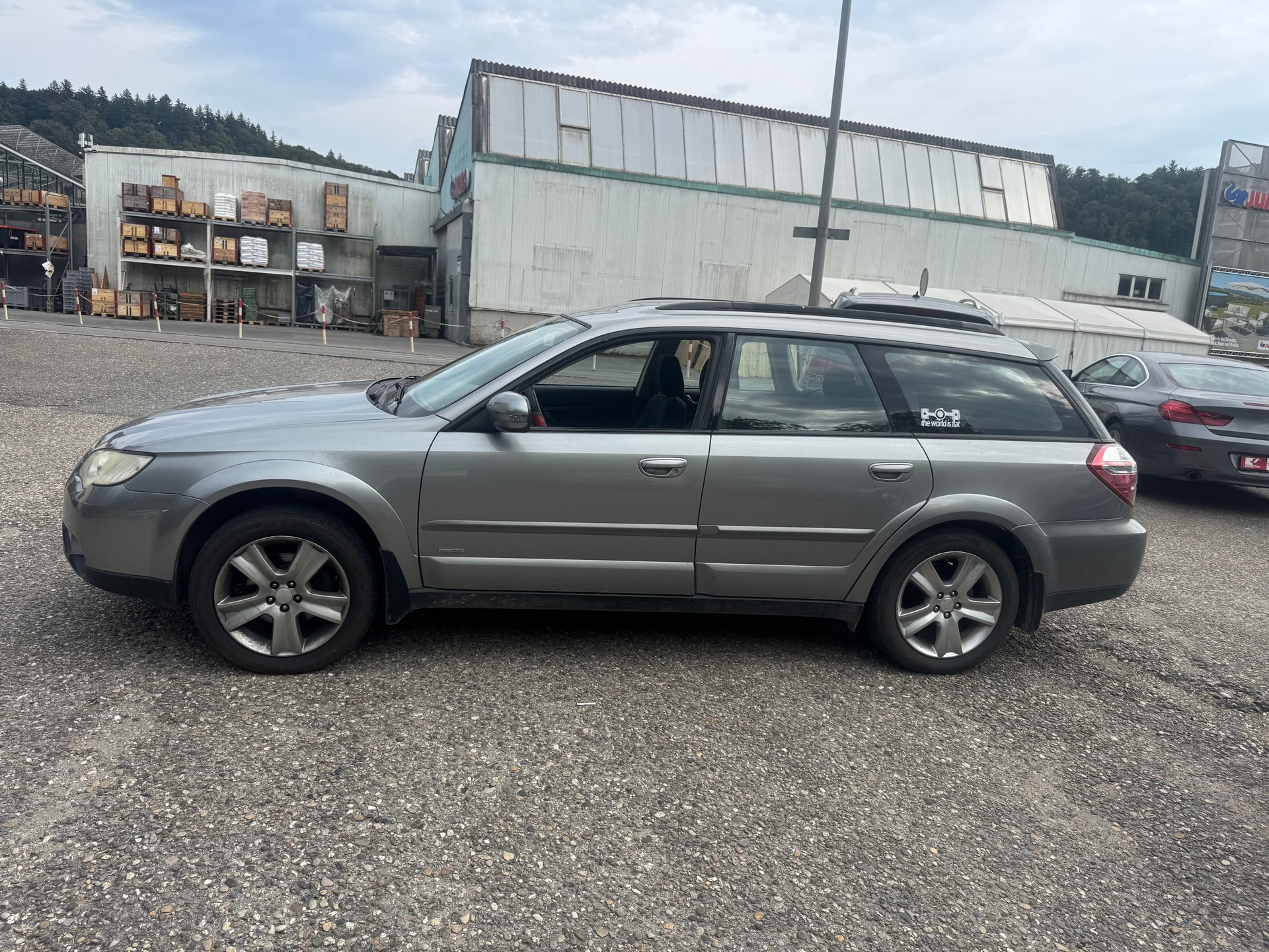 SUBARU Outback 2.5i AWD Comfort De Luxe Automatic-image-3