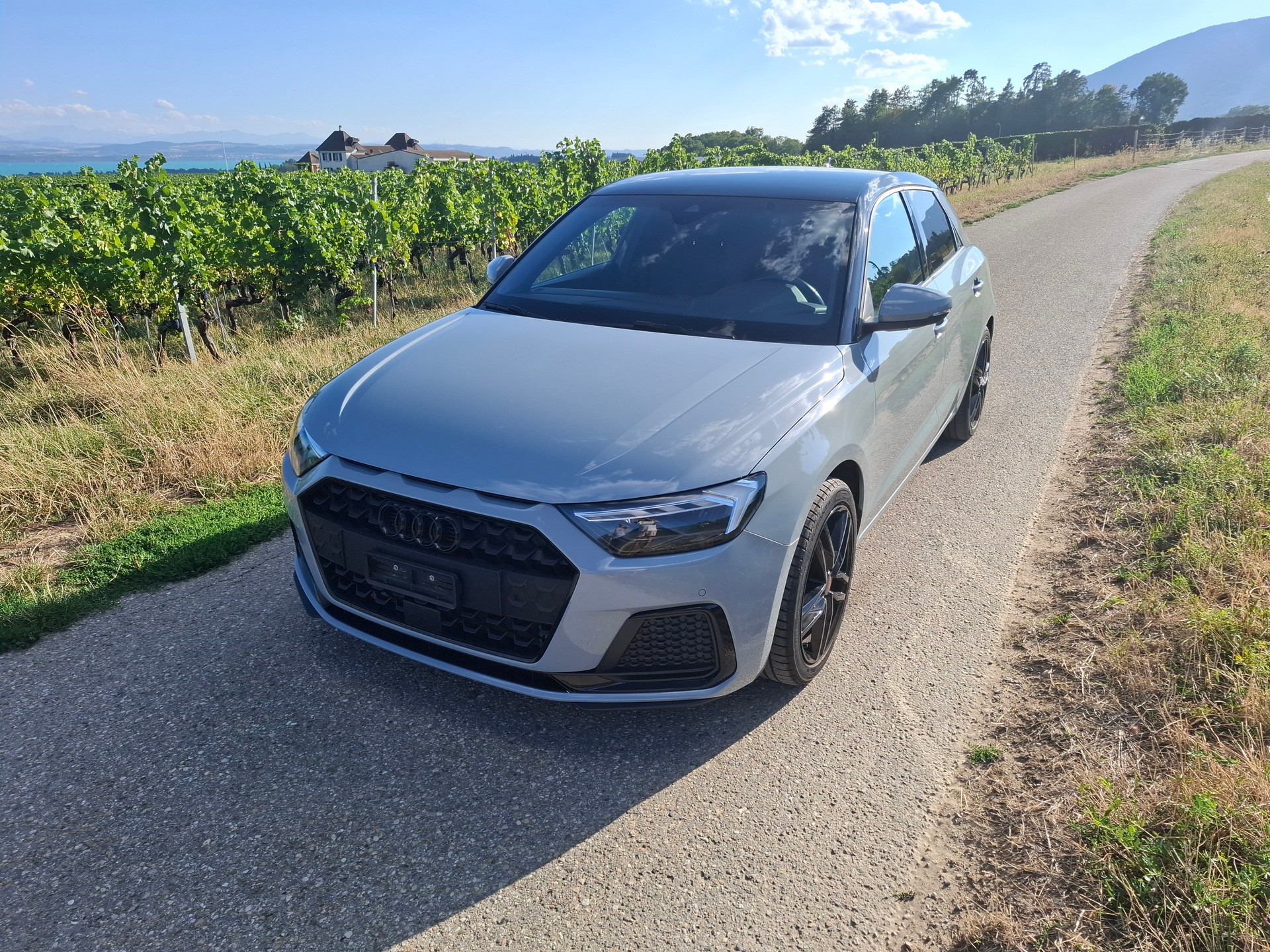 AUDI A1 Sportback 30 TFSI advanced S-tronic-image-0