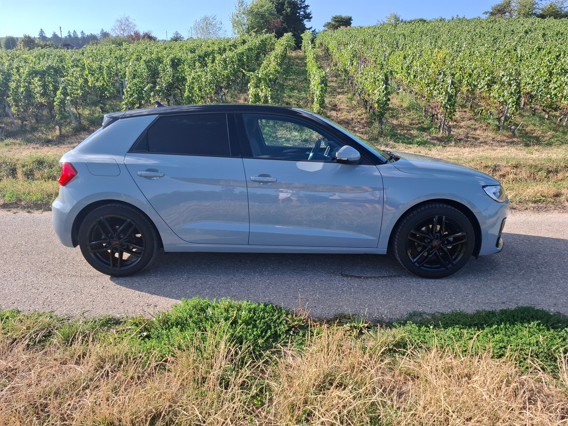 AUDI A1 Sportback 30 TFSI advanced S-tronic-image-7