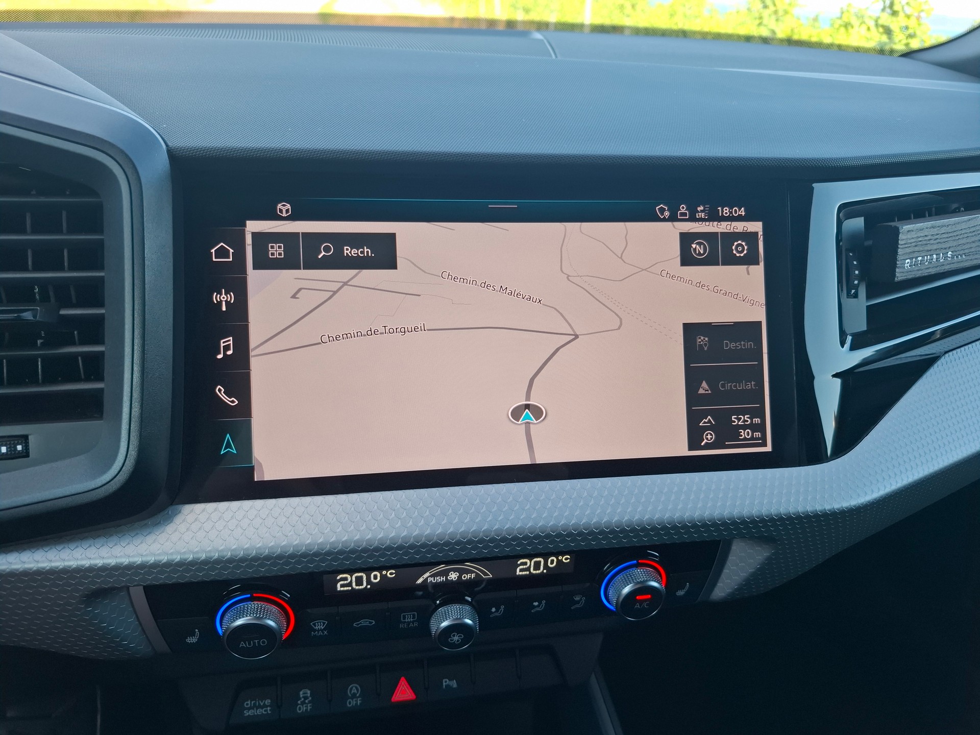 AUDI A1 Sportback 30 TFSI advanced S-tronic-image-13