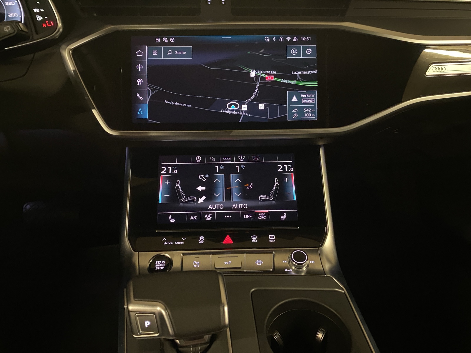 AUDI A6 Avant 40 TDI S line S-tronic-image-10
