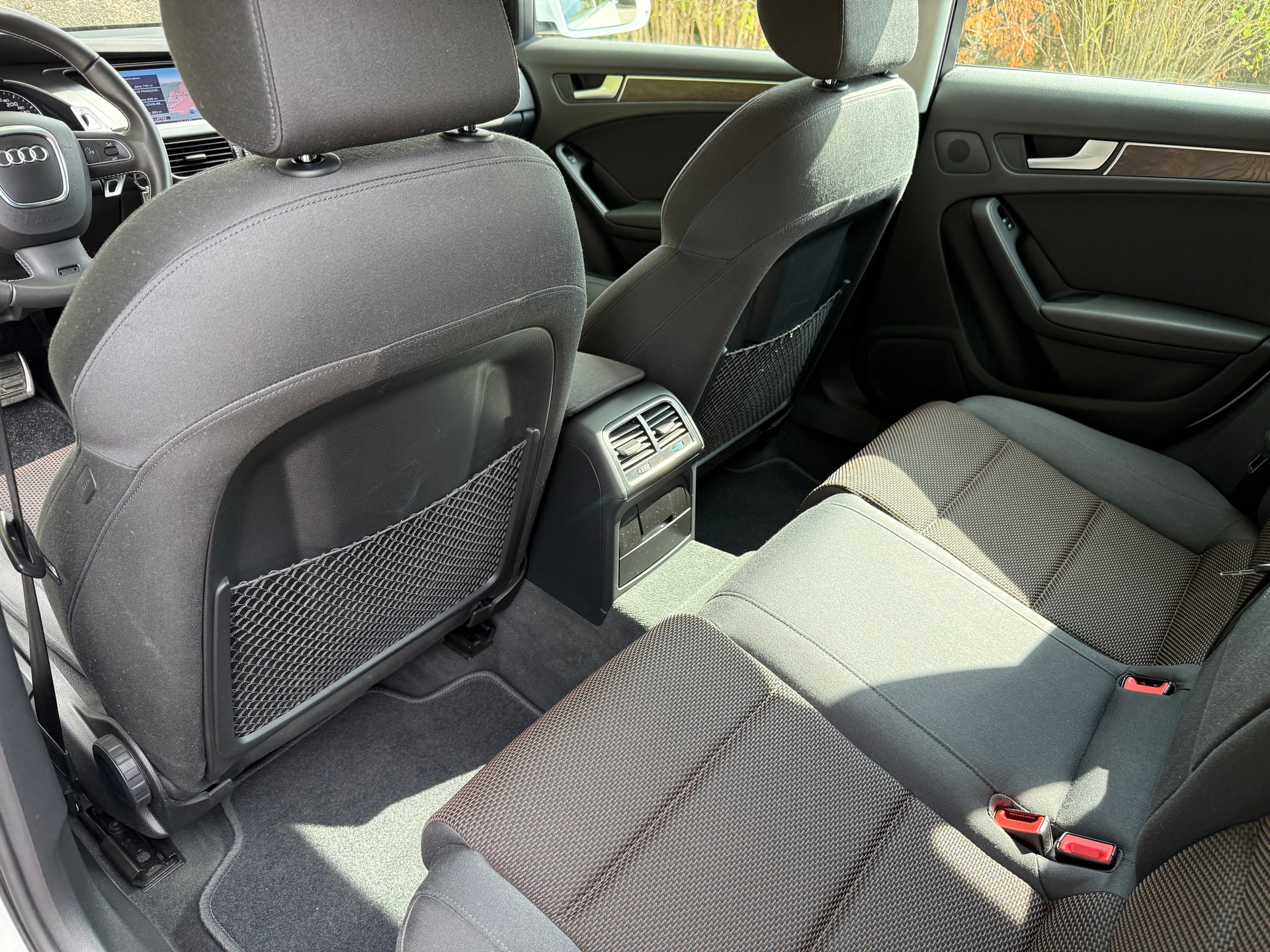 AUDI A4 allroad 2.0 TFSI quattro S-tronic-image-11