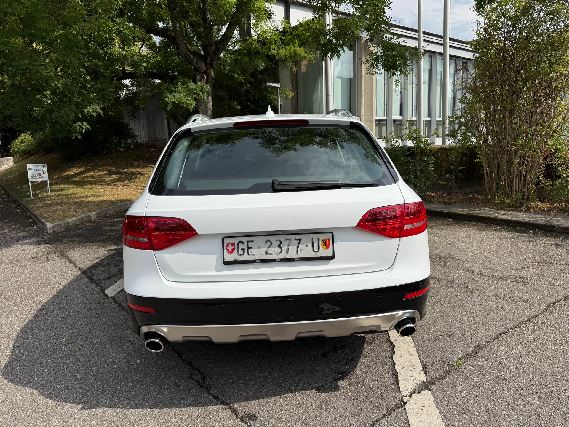 AUDI A4 allroad 2.0 TFSI quattro S-tronic-image-3