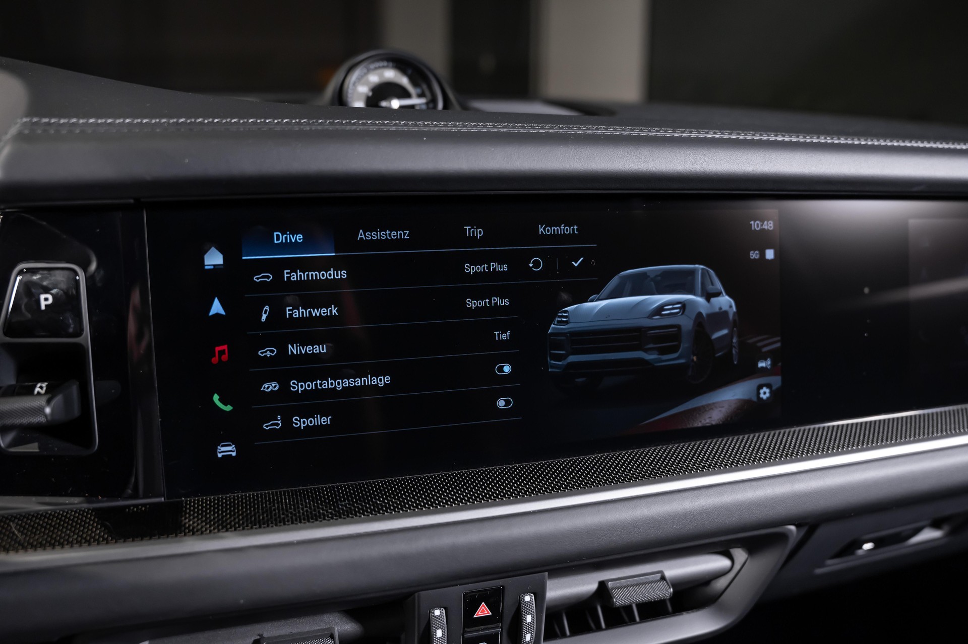 PORSCHE Cayenne 4.0 V8 Turbo E-Hybrid-image-19