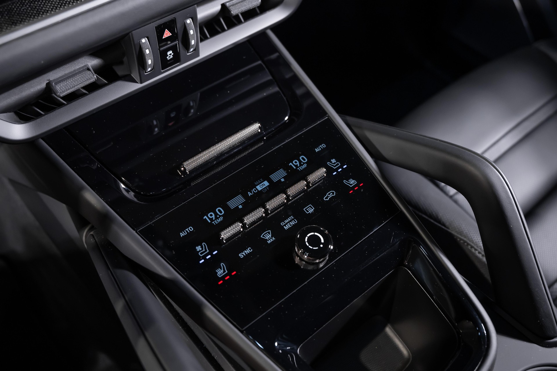 PORSCHE Cayenne 4.0 V8 Turbo E-Hybrid-image-27
