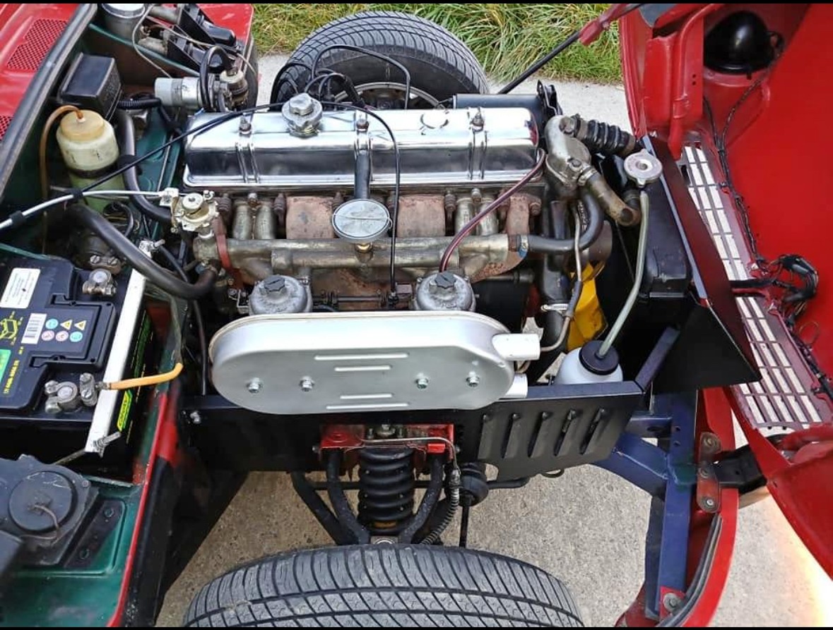 TRIUMPH GT6 recarrossée en Spitfire-image-3