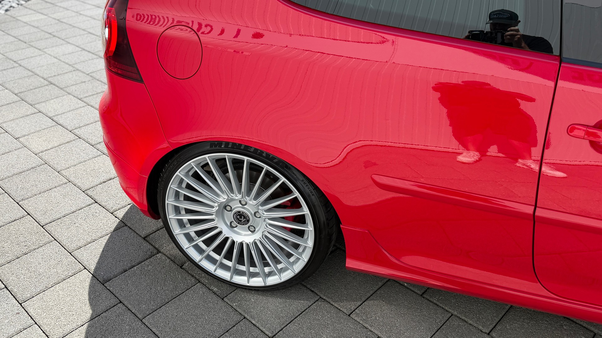 VW Golf 2.0 TFSI GTI Edition 30-image-7