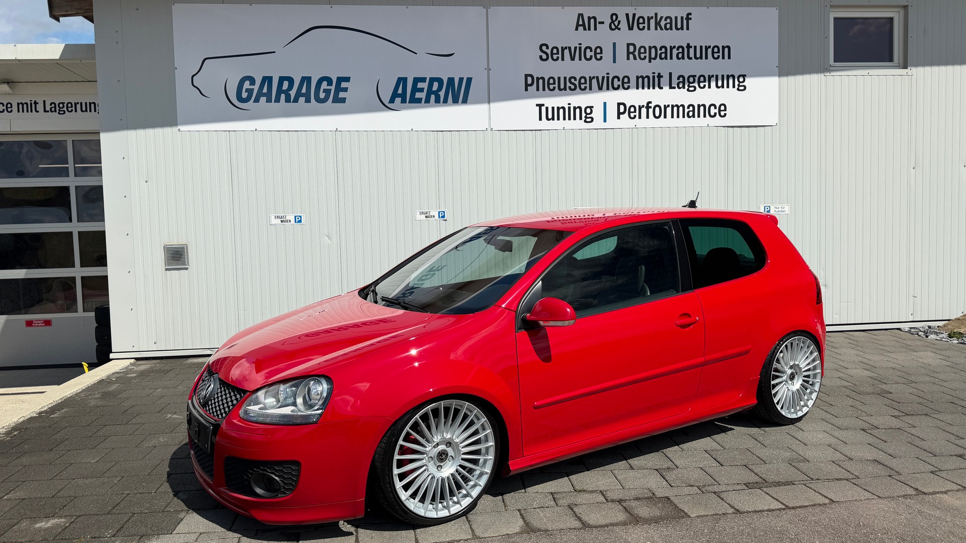 VW Golf 2.0 TFSI GTI Edition 30-image-0