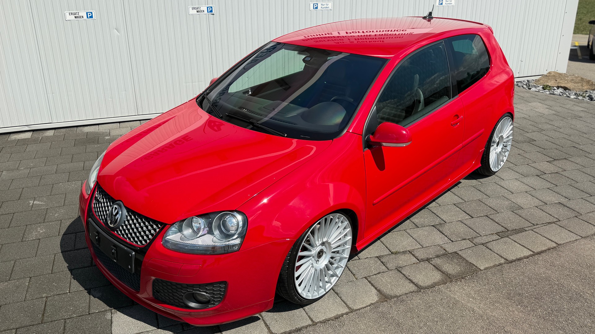 VW Golf 2.0 TFSI GTI Edition 30-image-5