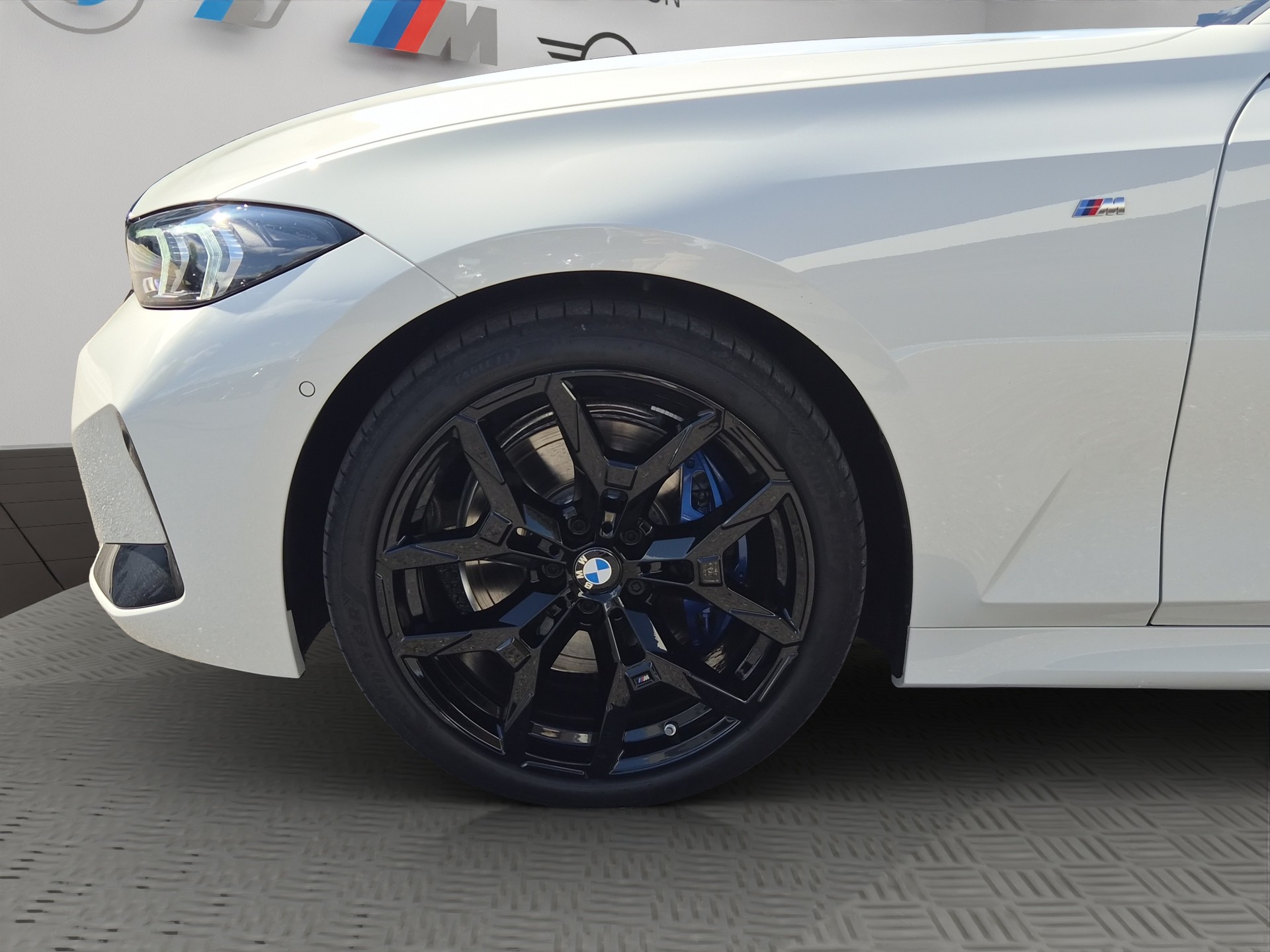 BMW M340i xDrive 48V Touring Steptronic M Sport Pro-image-8