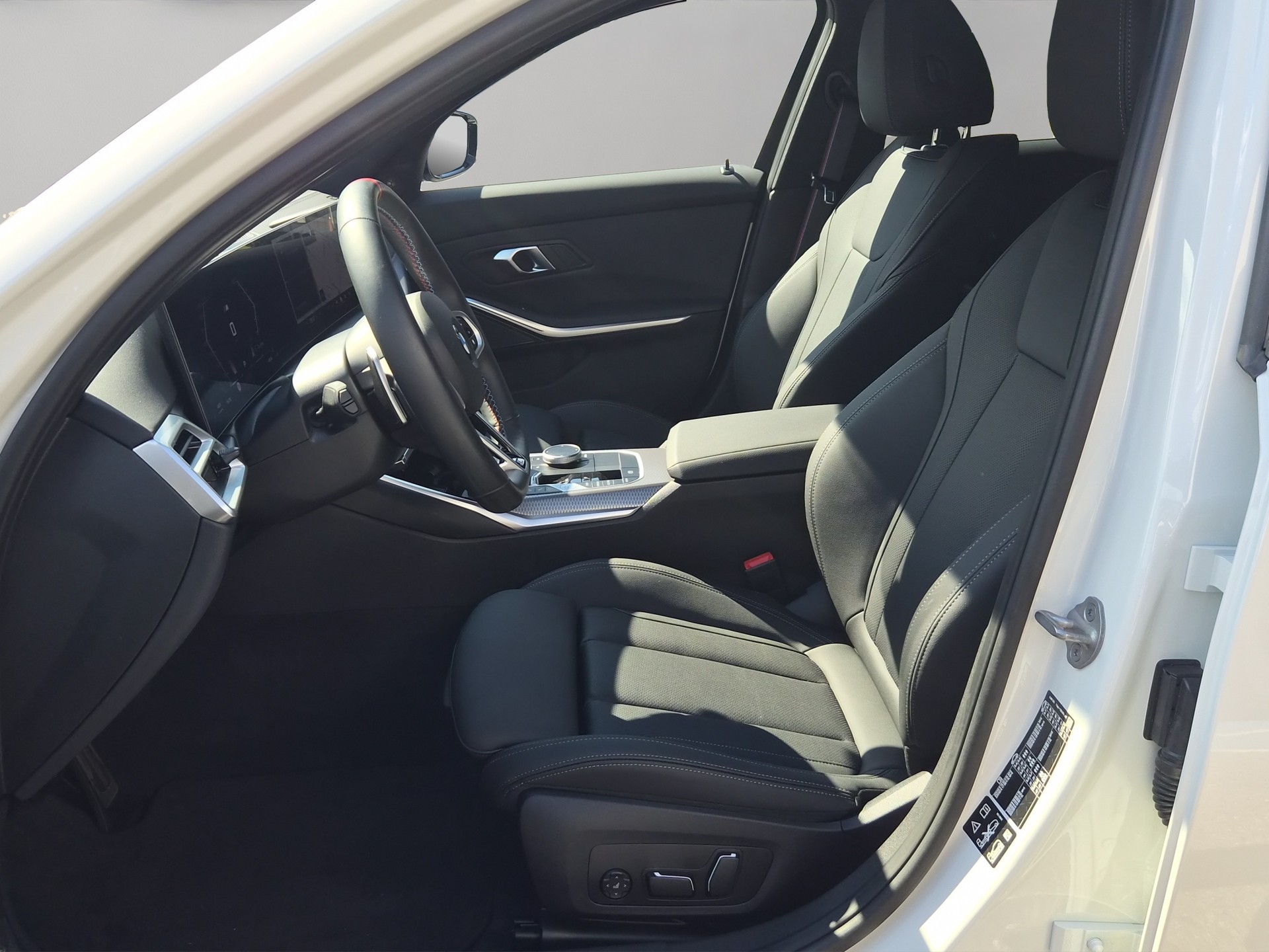 BMW M340i xDrive 48V Touring Steptronic M Sport Pro-image-10