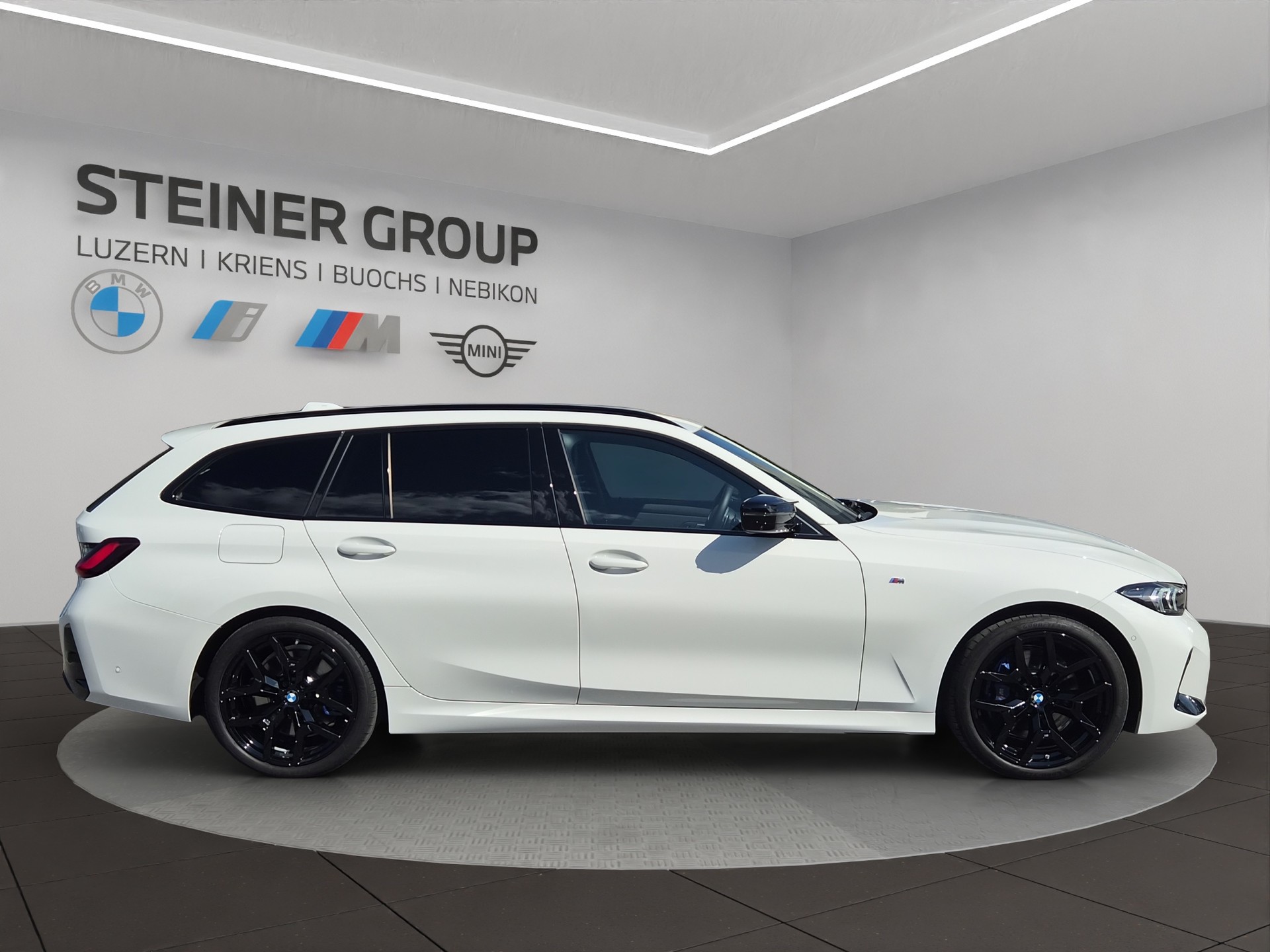 BMW M340i xDrive 48V Touring Steptronic M Sport Pro-showroom-element-3