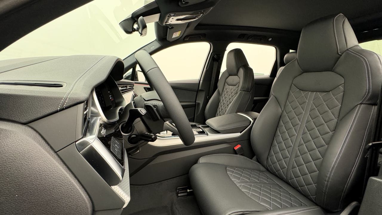 AUDI Q7 SUV TDI quattro 210 kW S Line tiptronic-image-4
