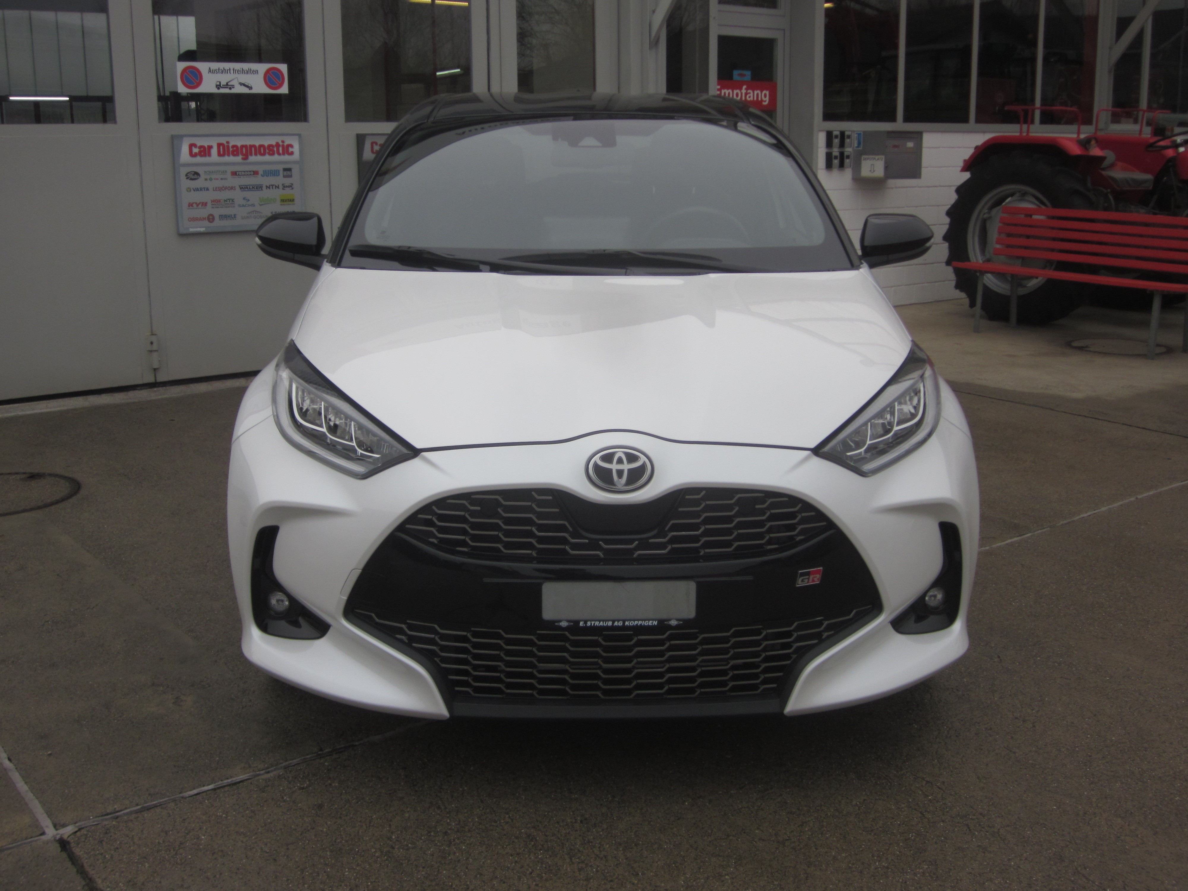 Car photo