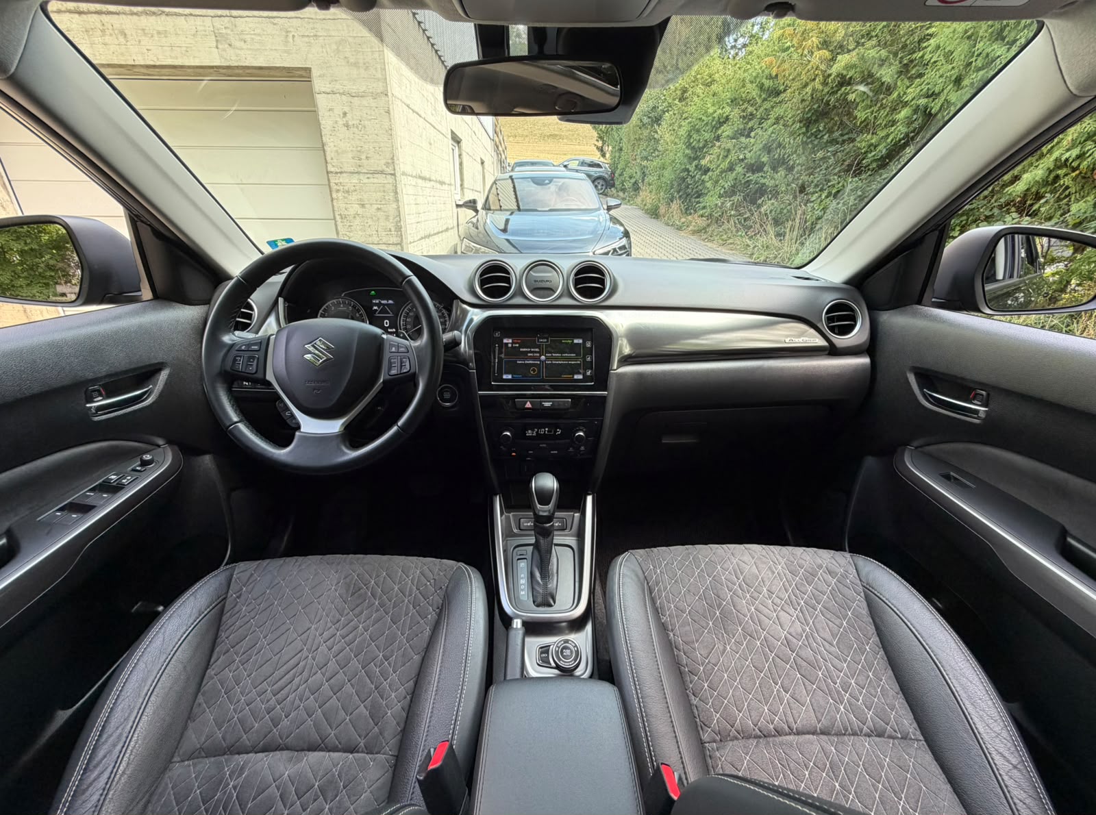 SUZUKI Vitara 1.5 Hybrid Compact Top 4x4 AGS-image-20