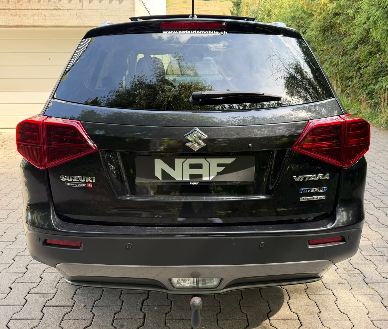 SUZUKI Vitara 1.5 Hybrid Compact Top 4x4 AGS-image-4