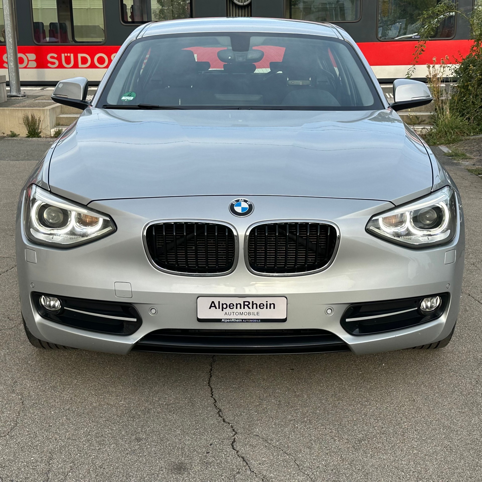 BMW 118d Sport Line Steptronic-image-7