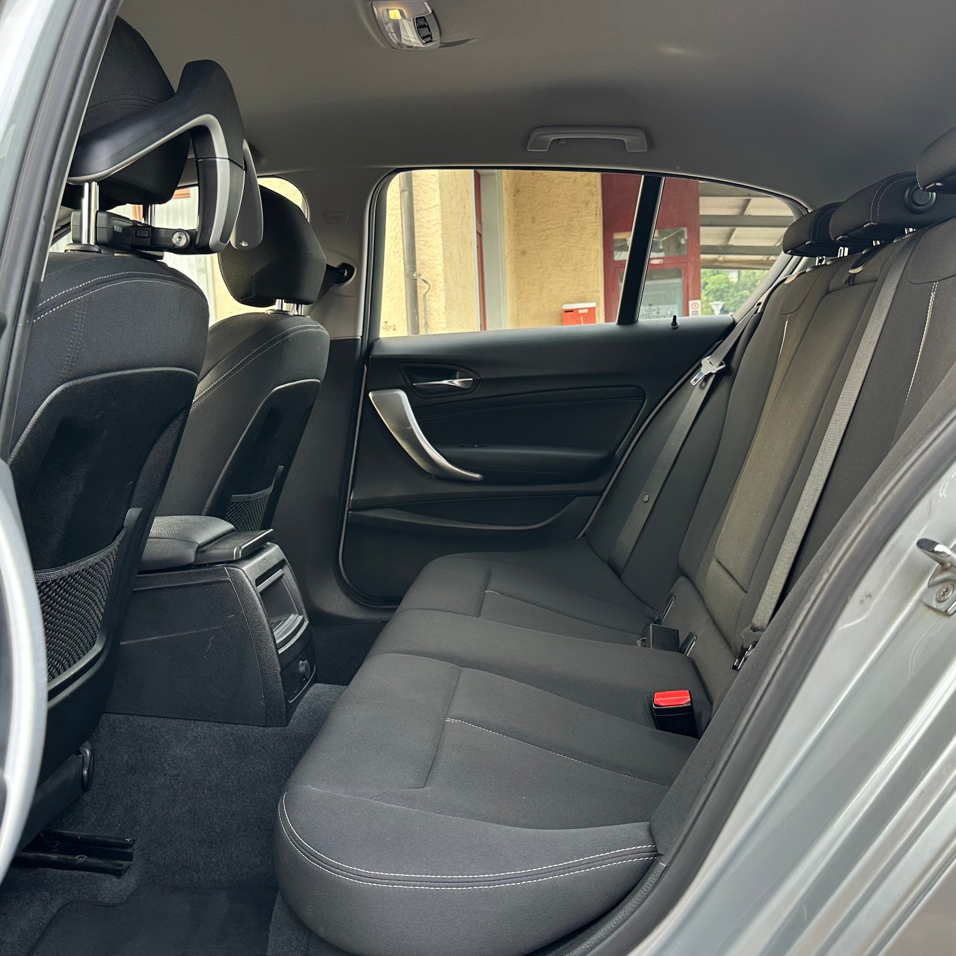 BMW 118d Sport Line Steptronic-image-14