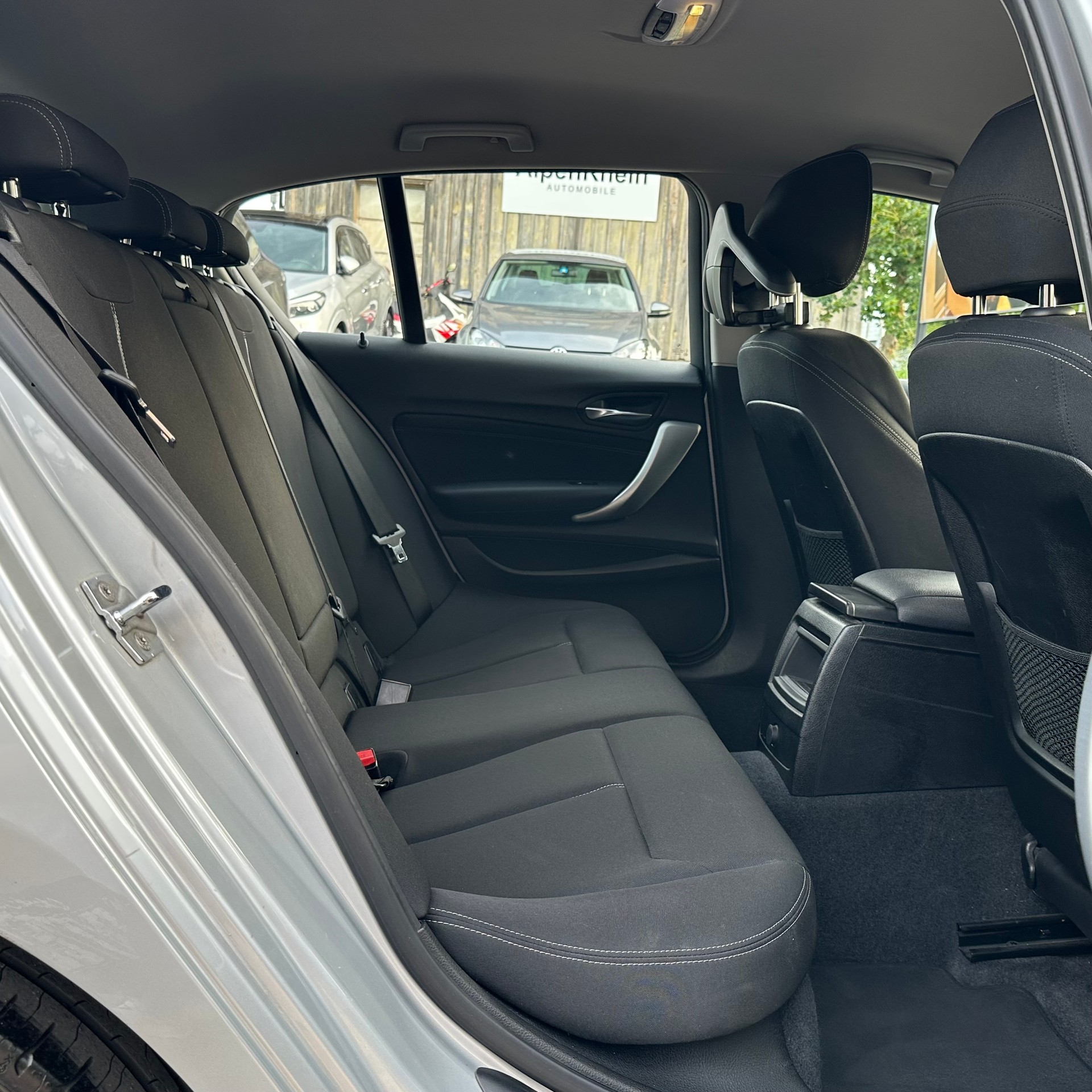 BMW 118d Sport Line Steptronic-image-13