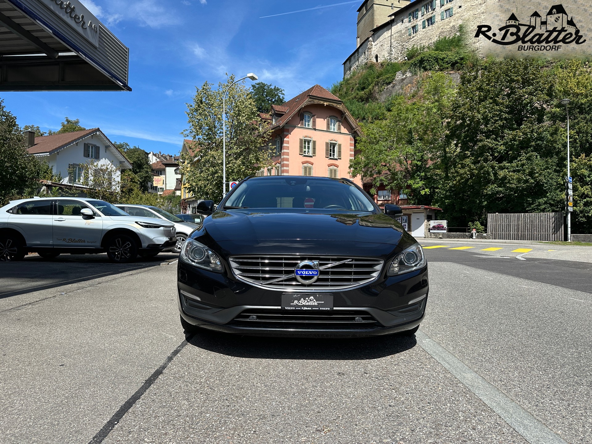 VOLVO V60 D3 Geartronic-showroom-element-1