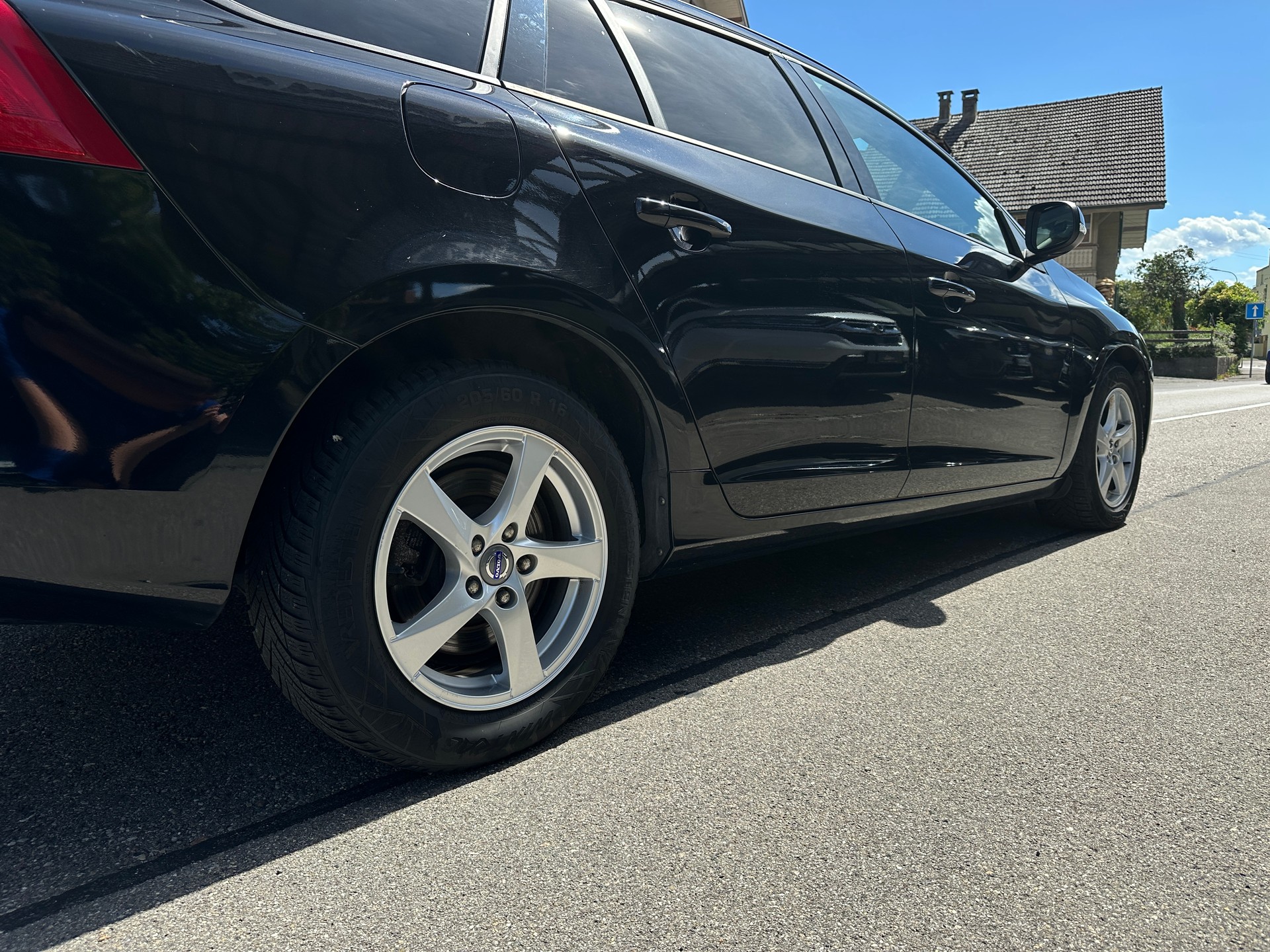 VOLVO V60 D3 Geartronic-image-17