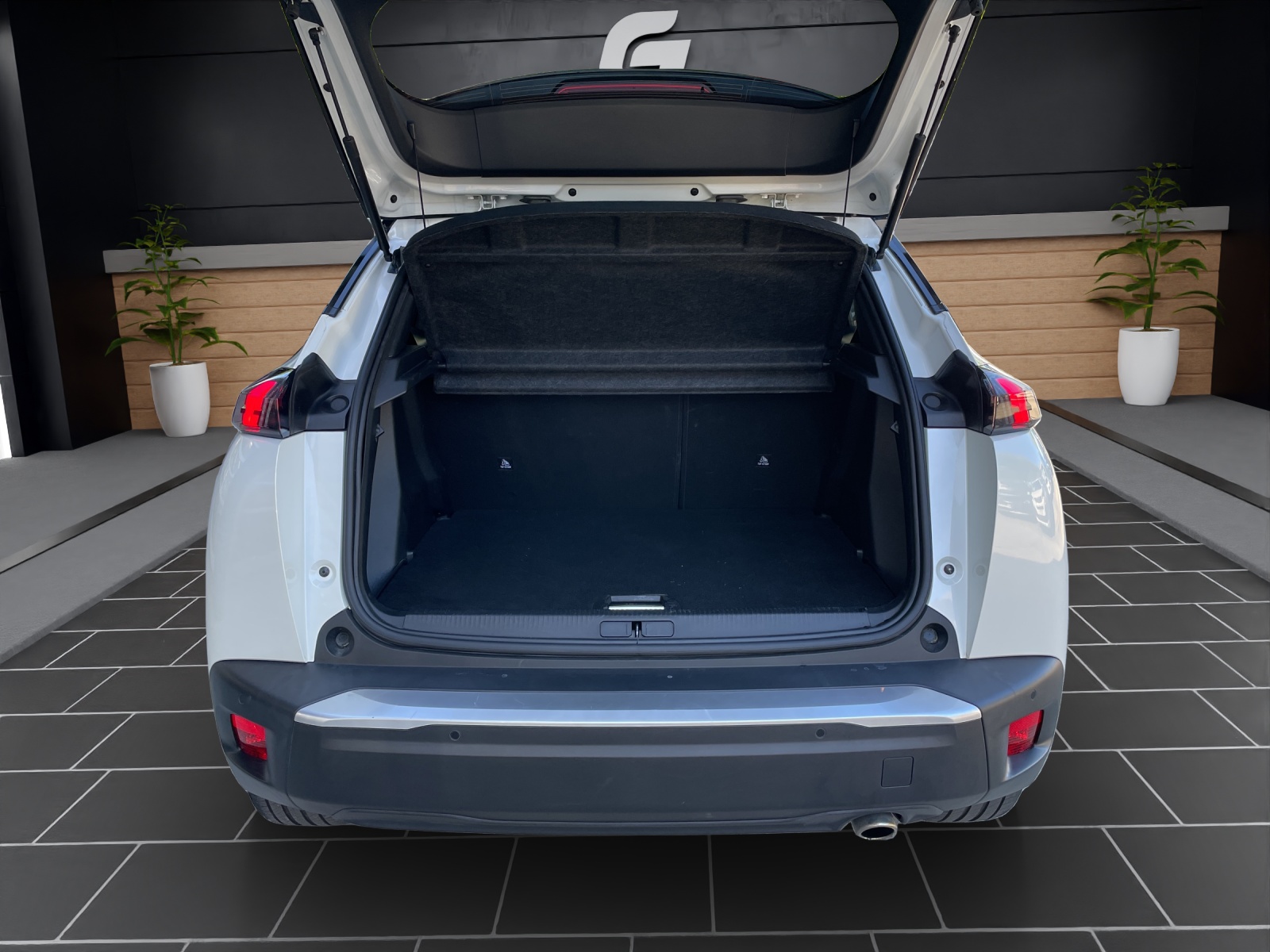 PEUGEOT 2008 1.5 BlueHDi GT Line-image-8