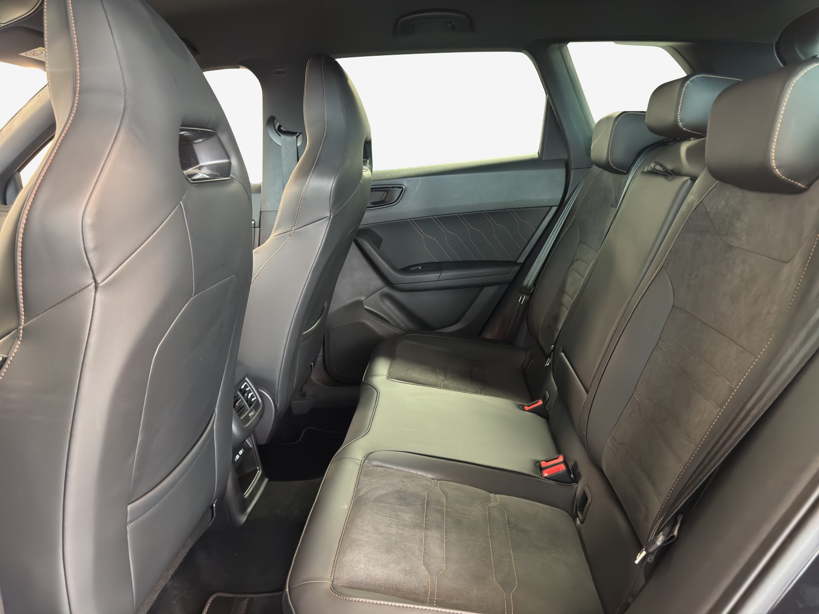 CUPRA Ateca 2.0TSI VZ 4Drive DSG-image-11