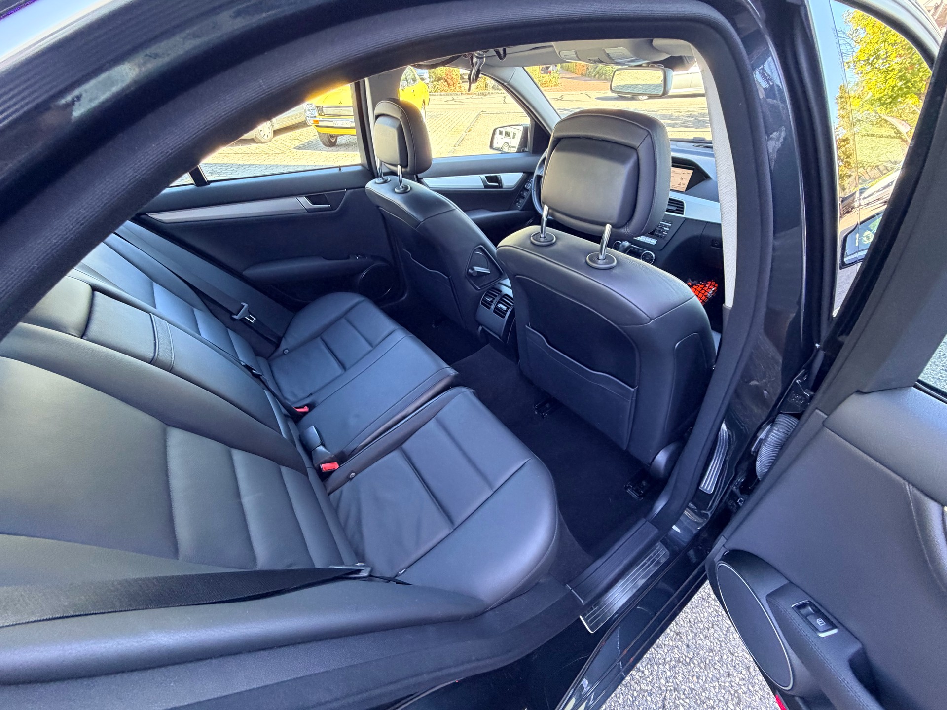 MERCEDES-BENZ C 250 CDI Avantgarde 4Matic 7G-Tronic-image-10