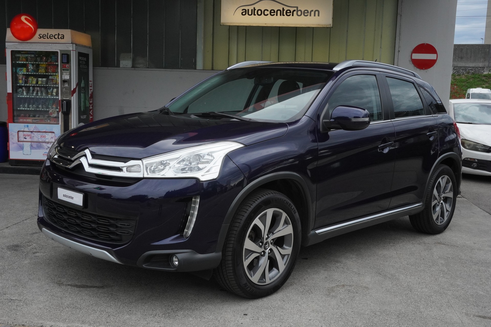 CITROEN C4 Aircross 1.6 HDi Séduction 4WD-image-1