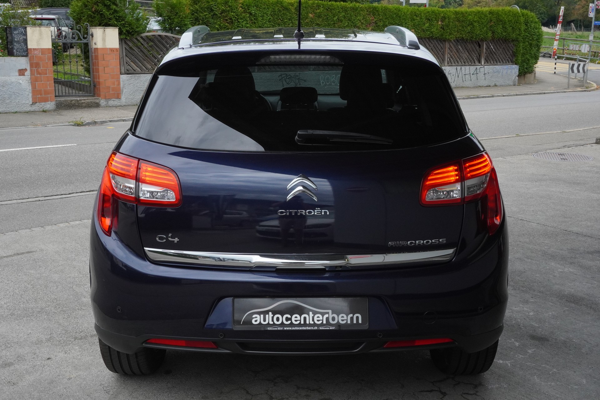 CITROEN C4 Aircross 1.6 HDi Séduction 4WD-image-5