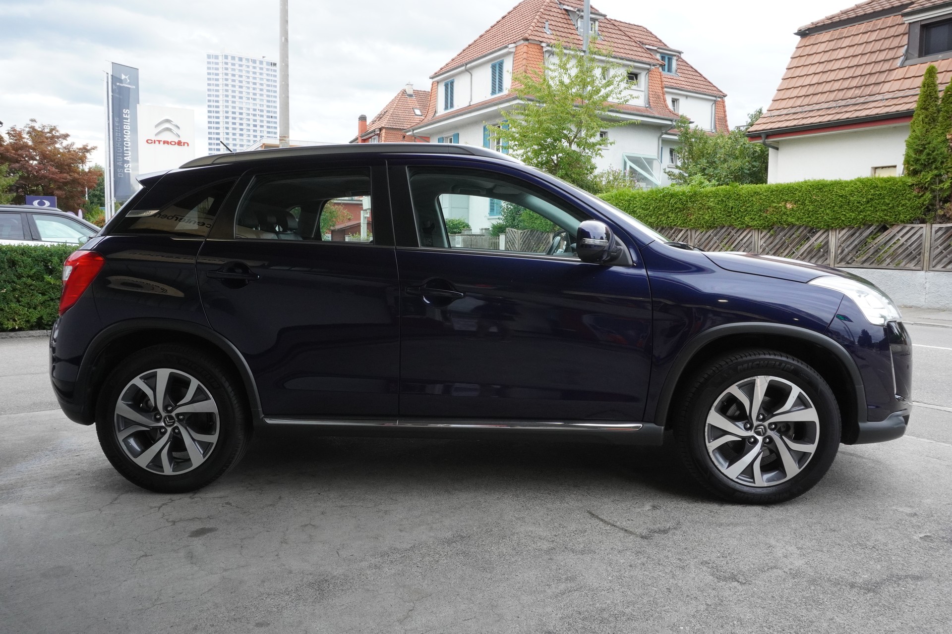 CITROEN C4 Aircross 1.6 HDi Séduction 4WD-image-4