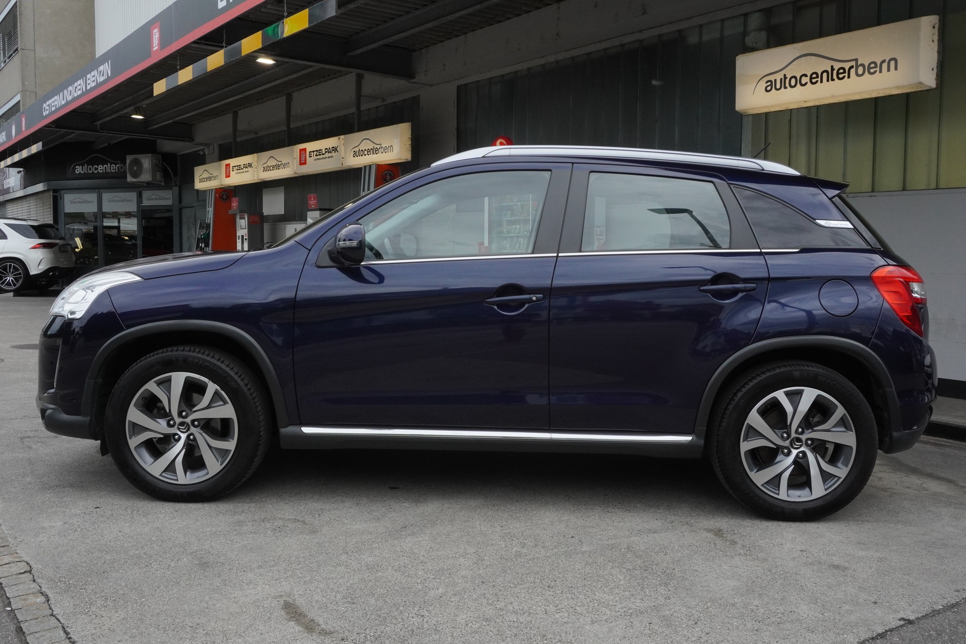 CITROEN C4 Aircross 1.6 HDi Séduction 4WD-image-7