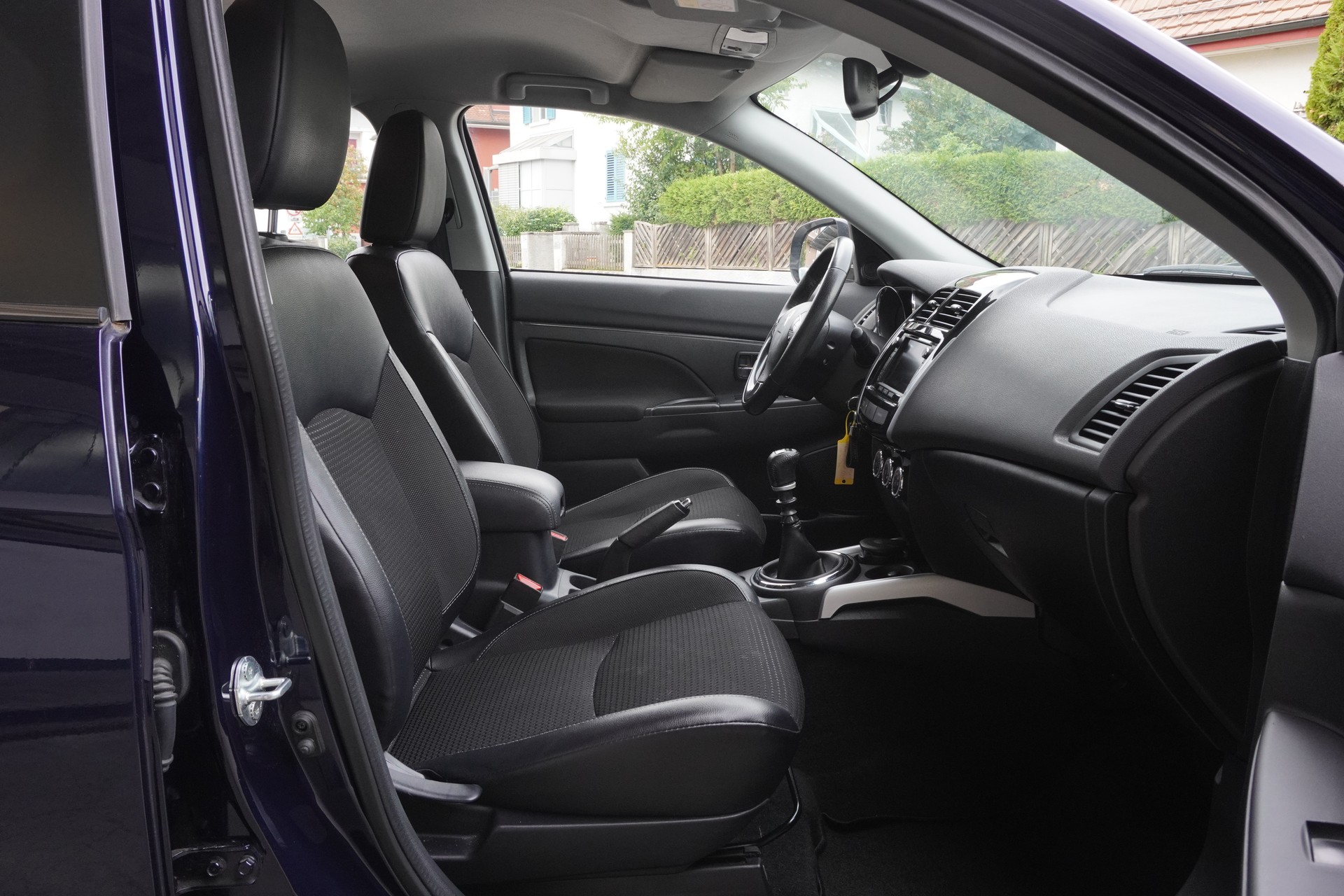 CITROEN C4 Aircross 1.6 HDi Séduction 4WD-image-13