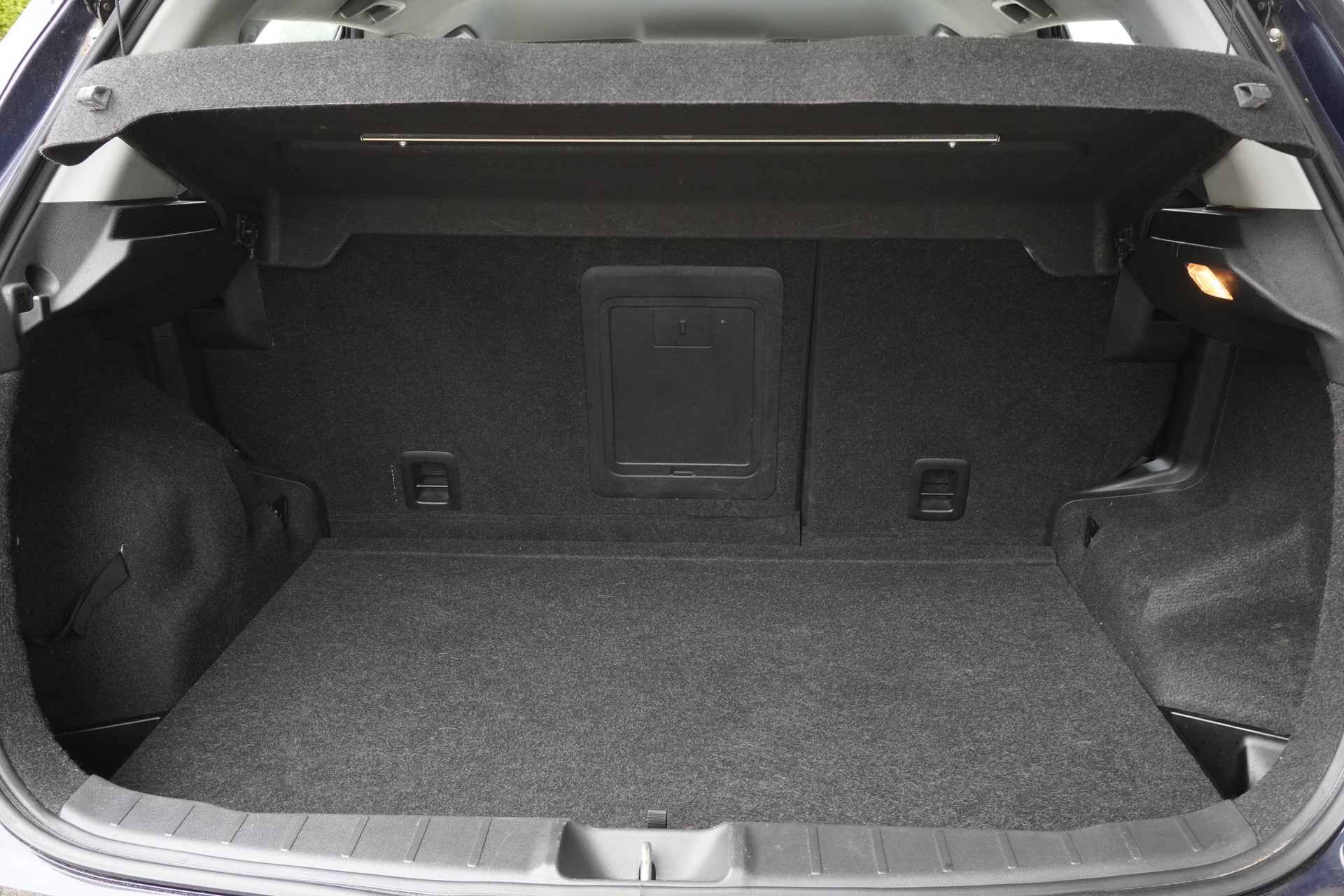 CITROEN C4 Aircross 1.6 HDi Séduction 4WD-image-15