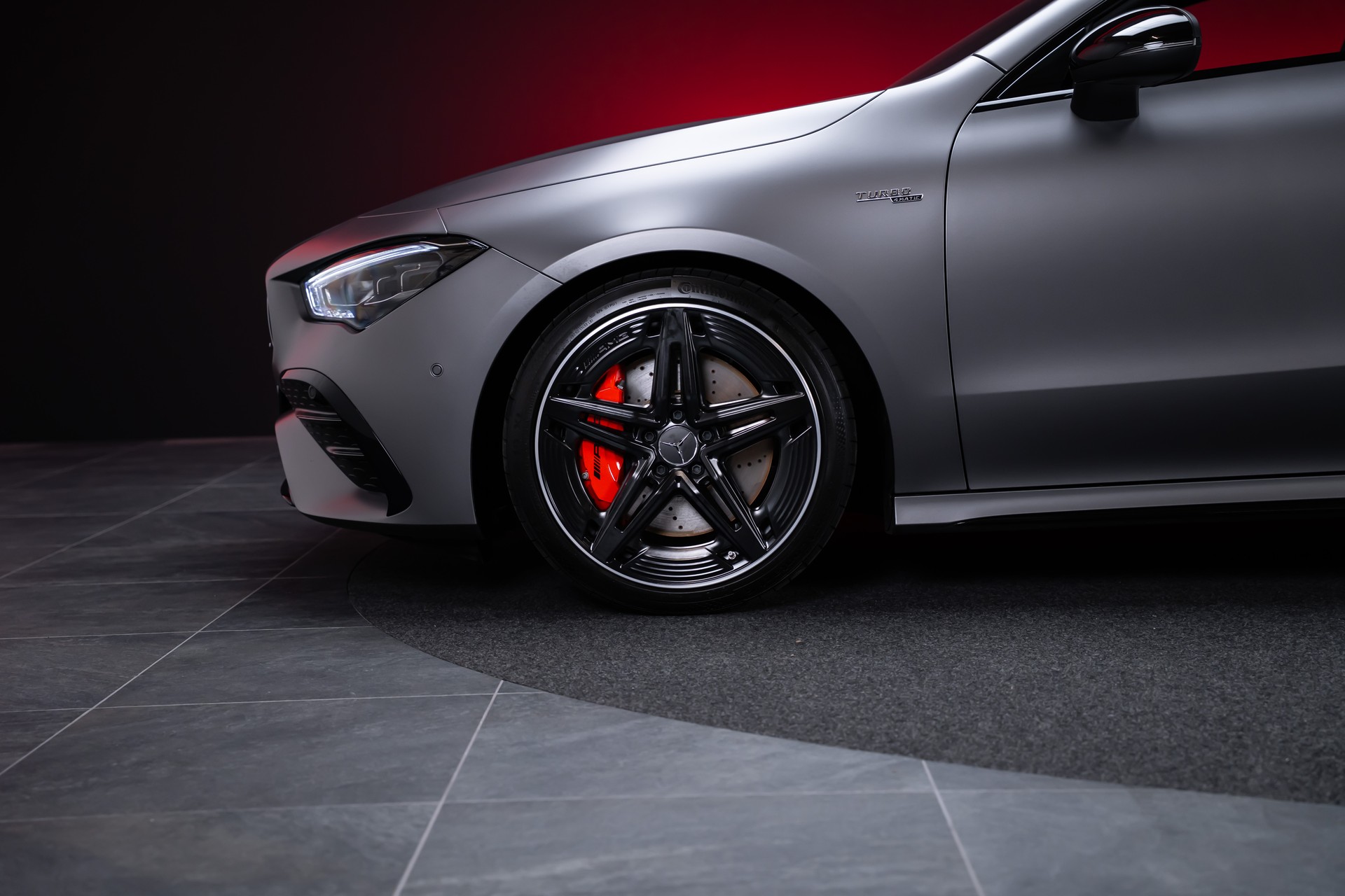 MERCEDES-BENZ CLA 35 AMG 4matic / Panorama-Glasdach / Burmester / Rückfahrkamera-image-11
