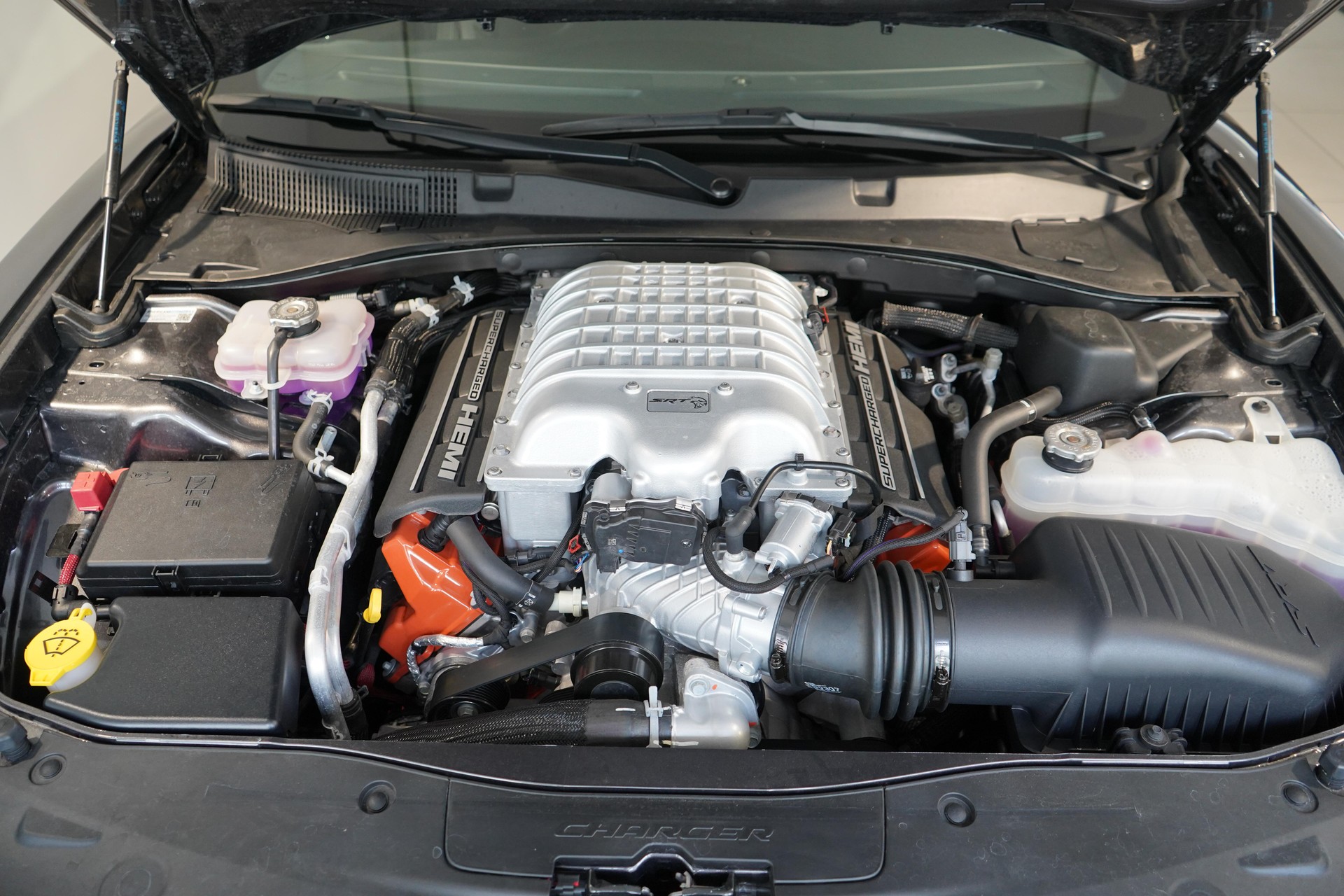 DODGE Charger Hellcat 6.2 V8 Kompressor 717 PS-image-13