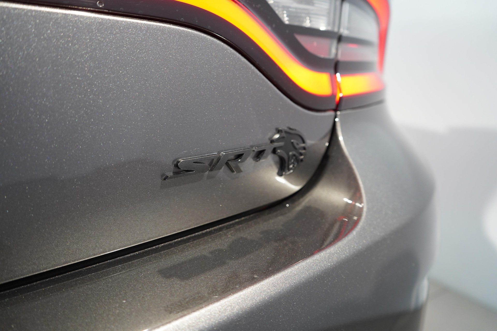DODGE Charger Hellcat 6.2 V8 Kompressor 717 PS-image-18