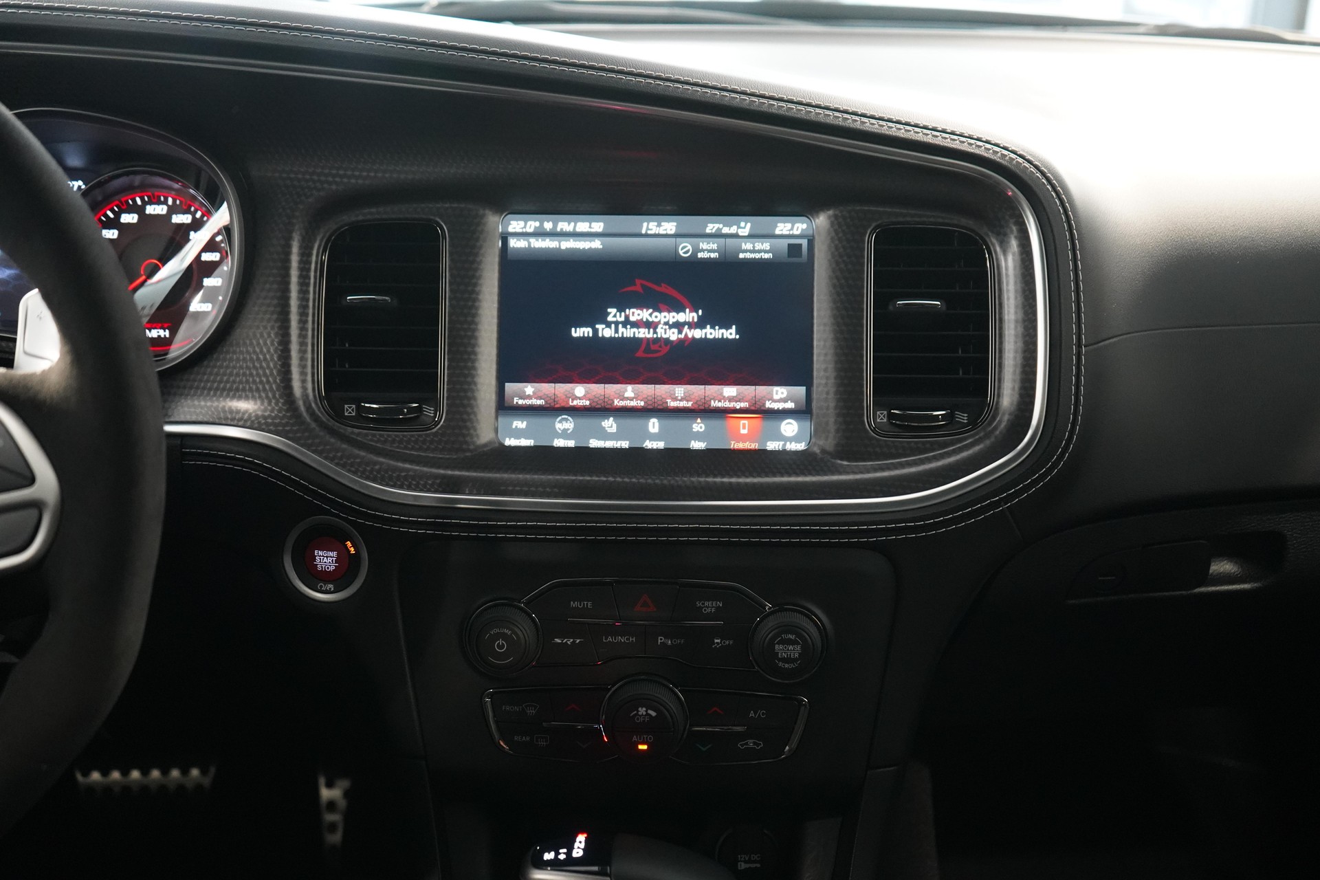 DODGE Charger Hellcat 6.2 V8 Kompressor 717 PS-image-11