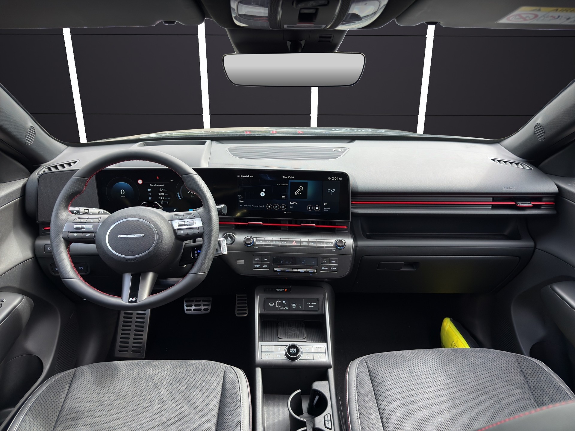 HYUNDAI Kona EV 65.4 kWh N Line-image-8