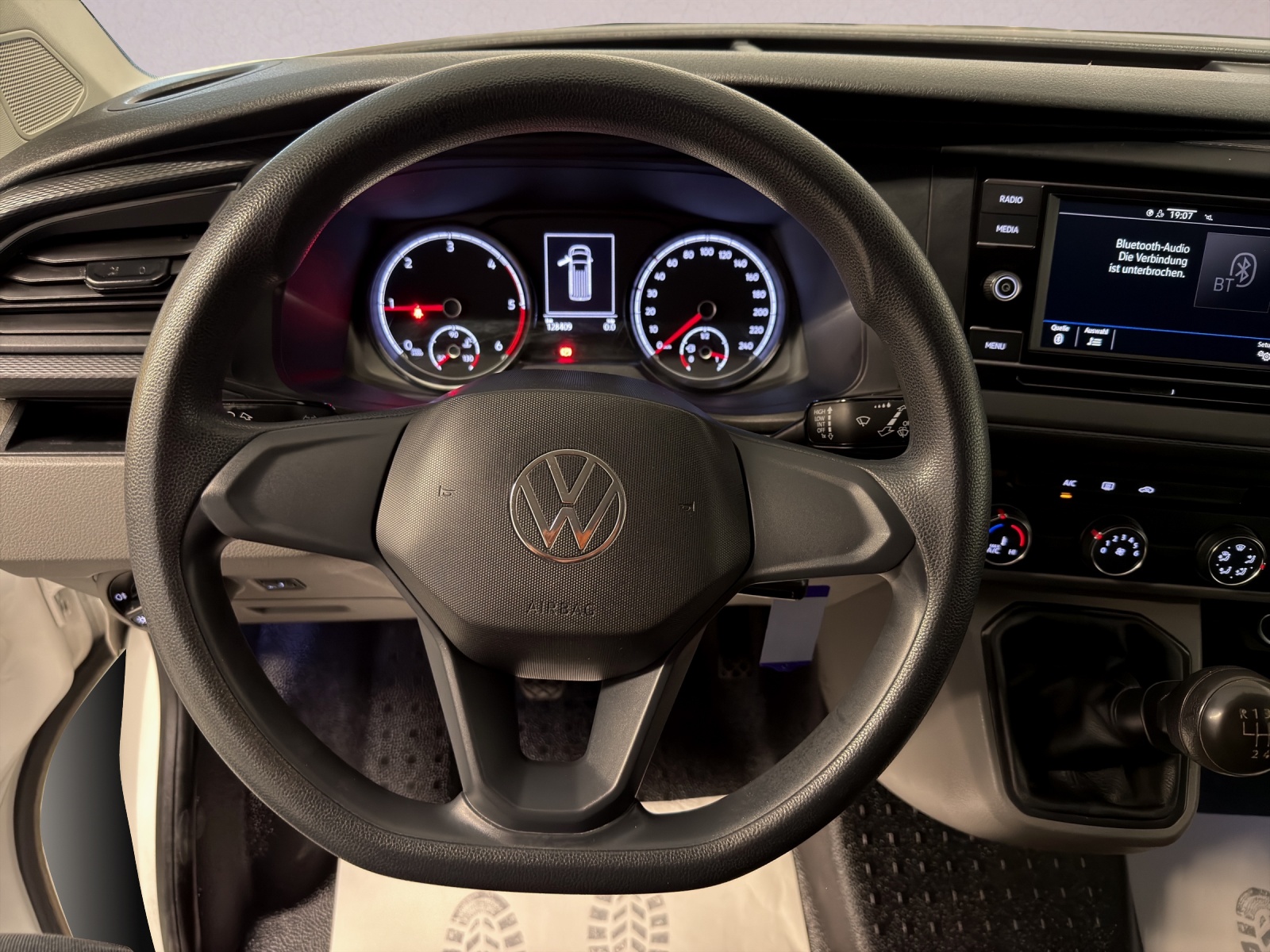 VW T6.1 2.0 TDI-image-7