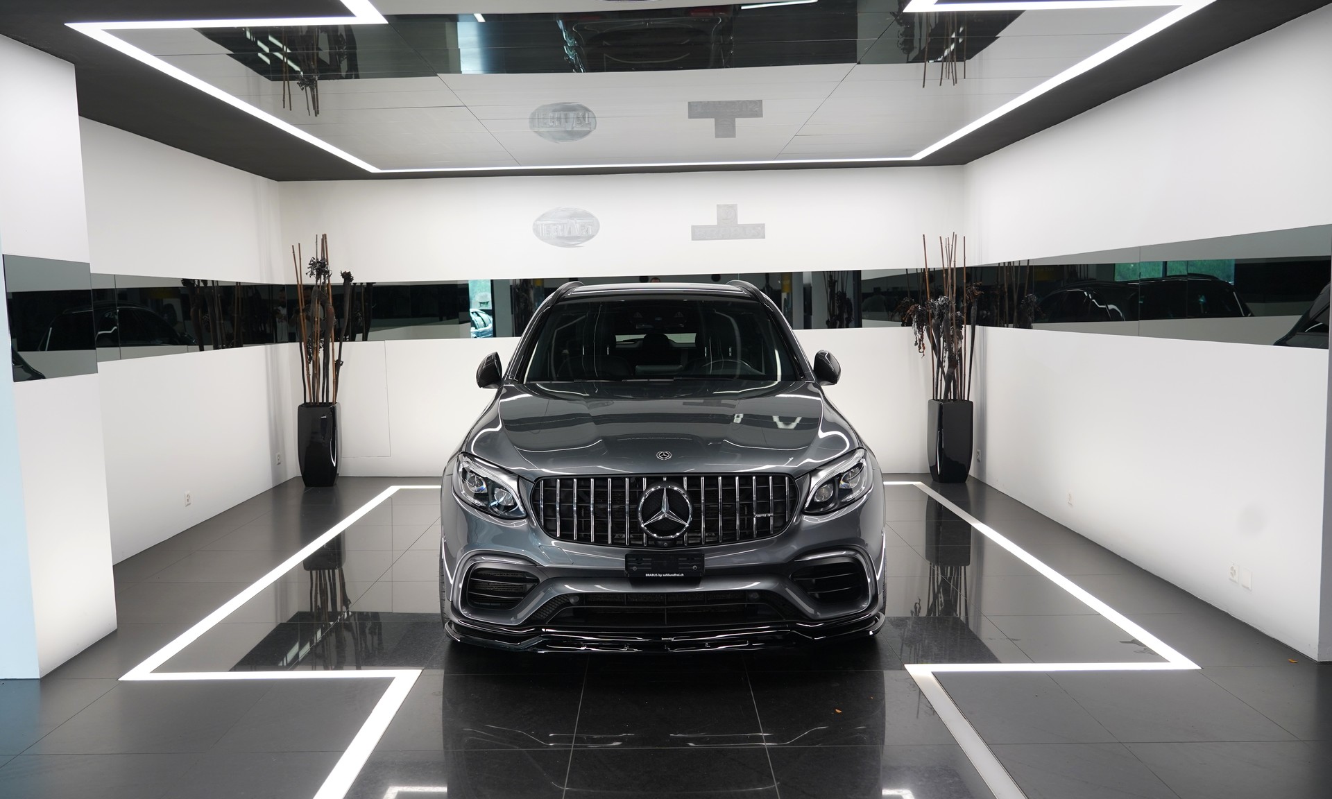 MERCEDES-BENZ GLC 63 S AMG 4Matic+-image-2
