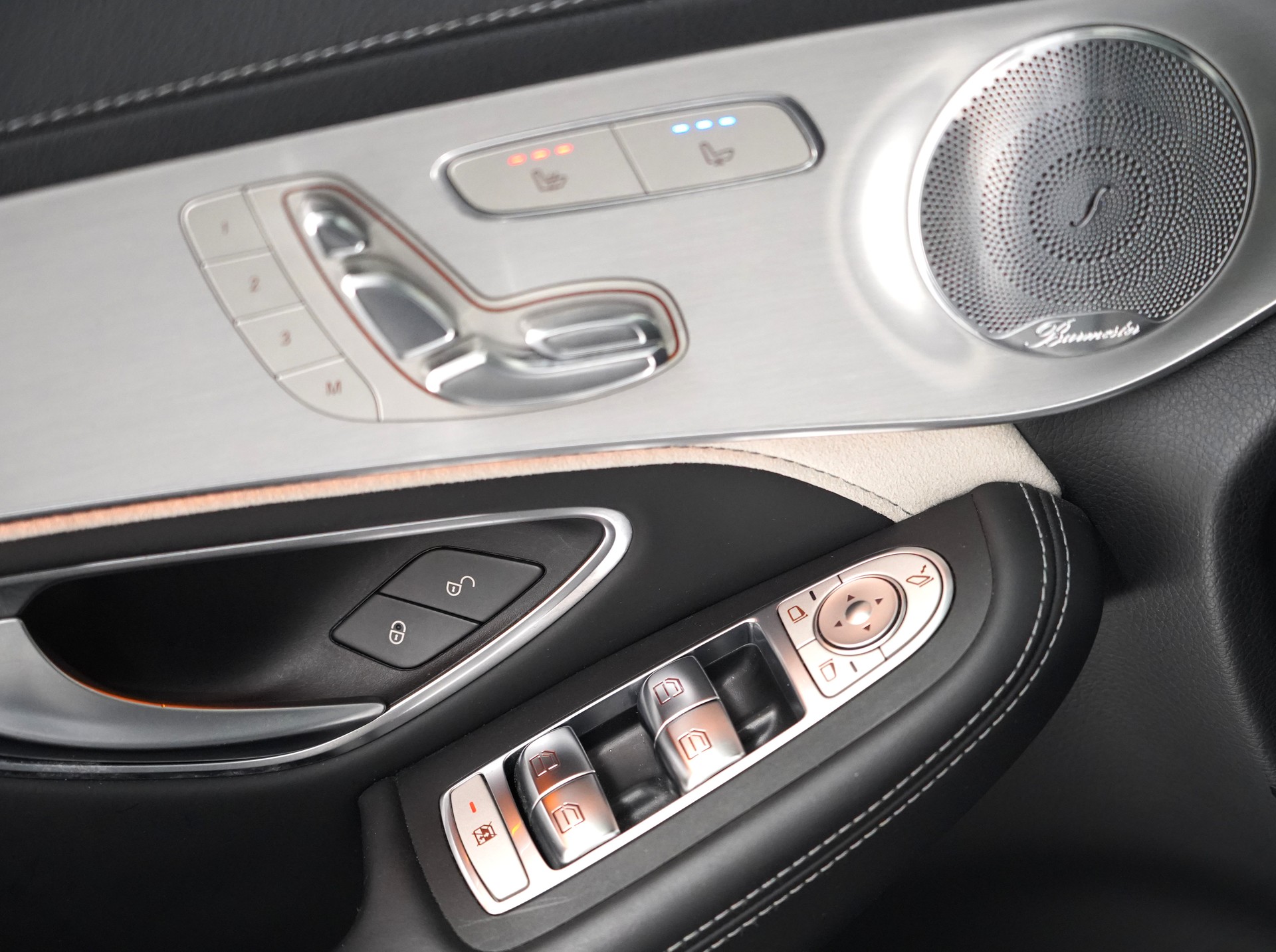 MERCEDES-BENZ GLC 63 S AMG 4Matic+-image-7