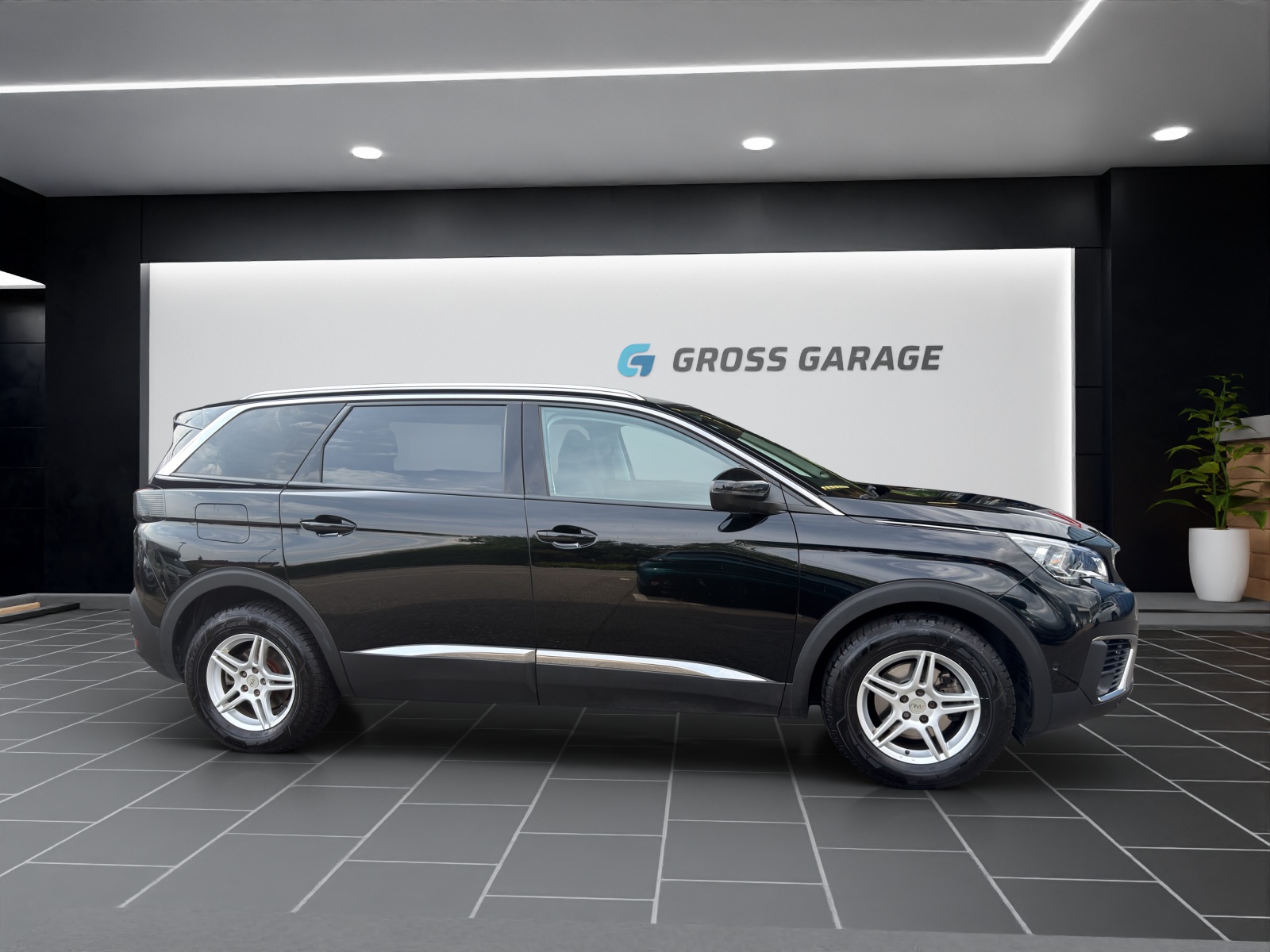 PEUGEOT 5008 1.2PureTech Allure-image-2