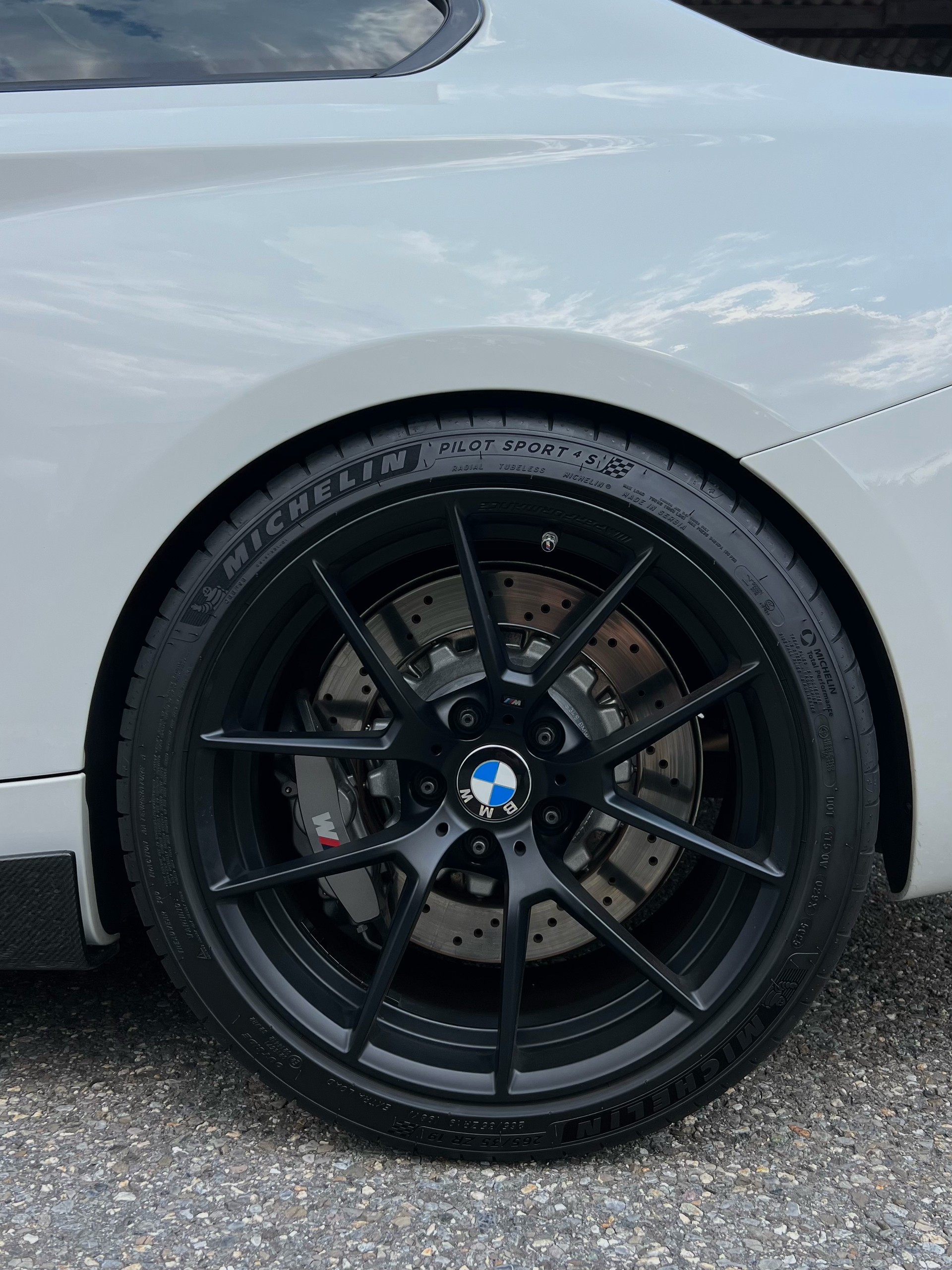 BMW M2 Competition-image-3