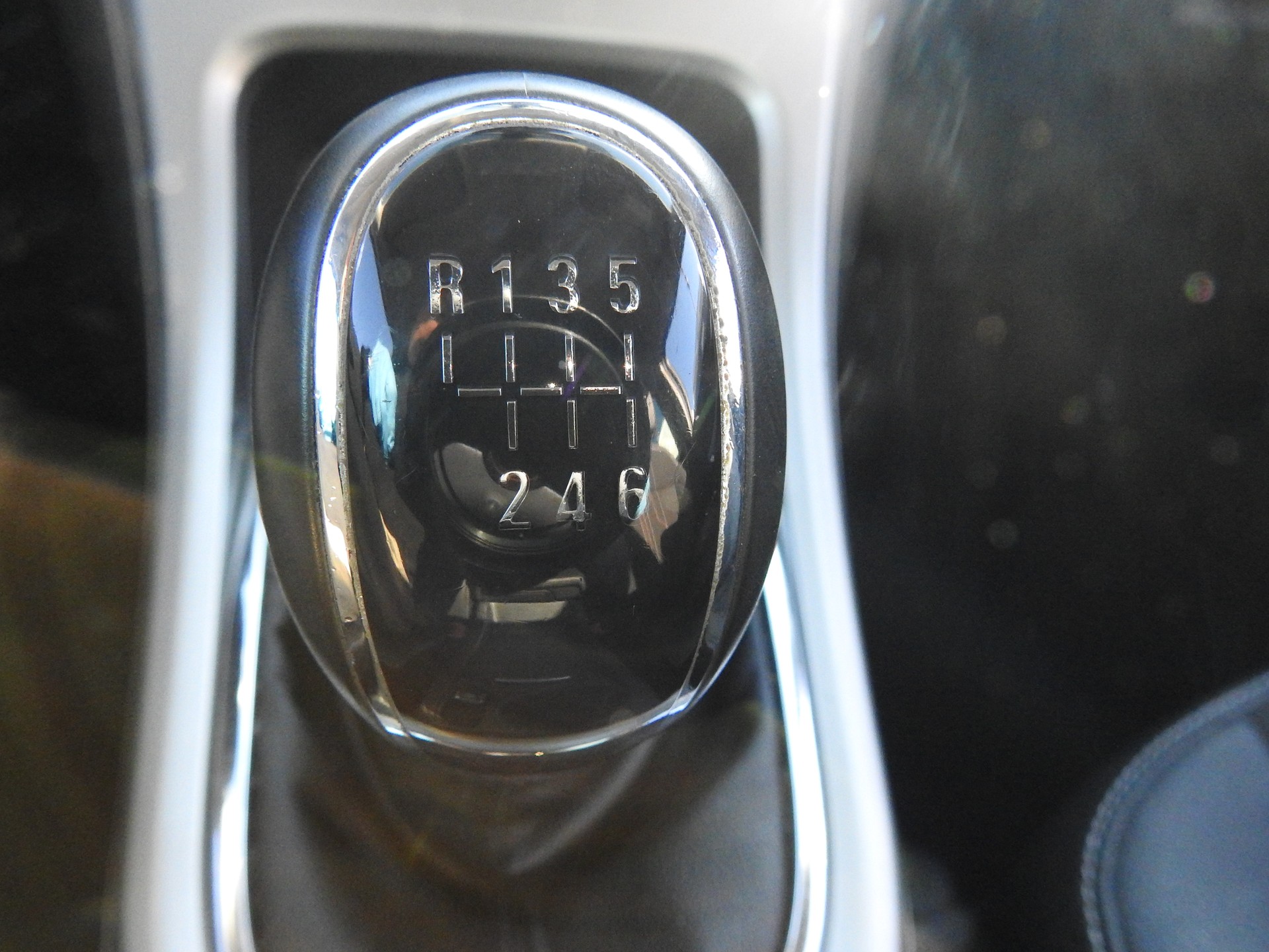 OPEL Astra 1.4i Turbo Anniversary Edition-image-19