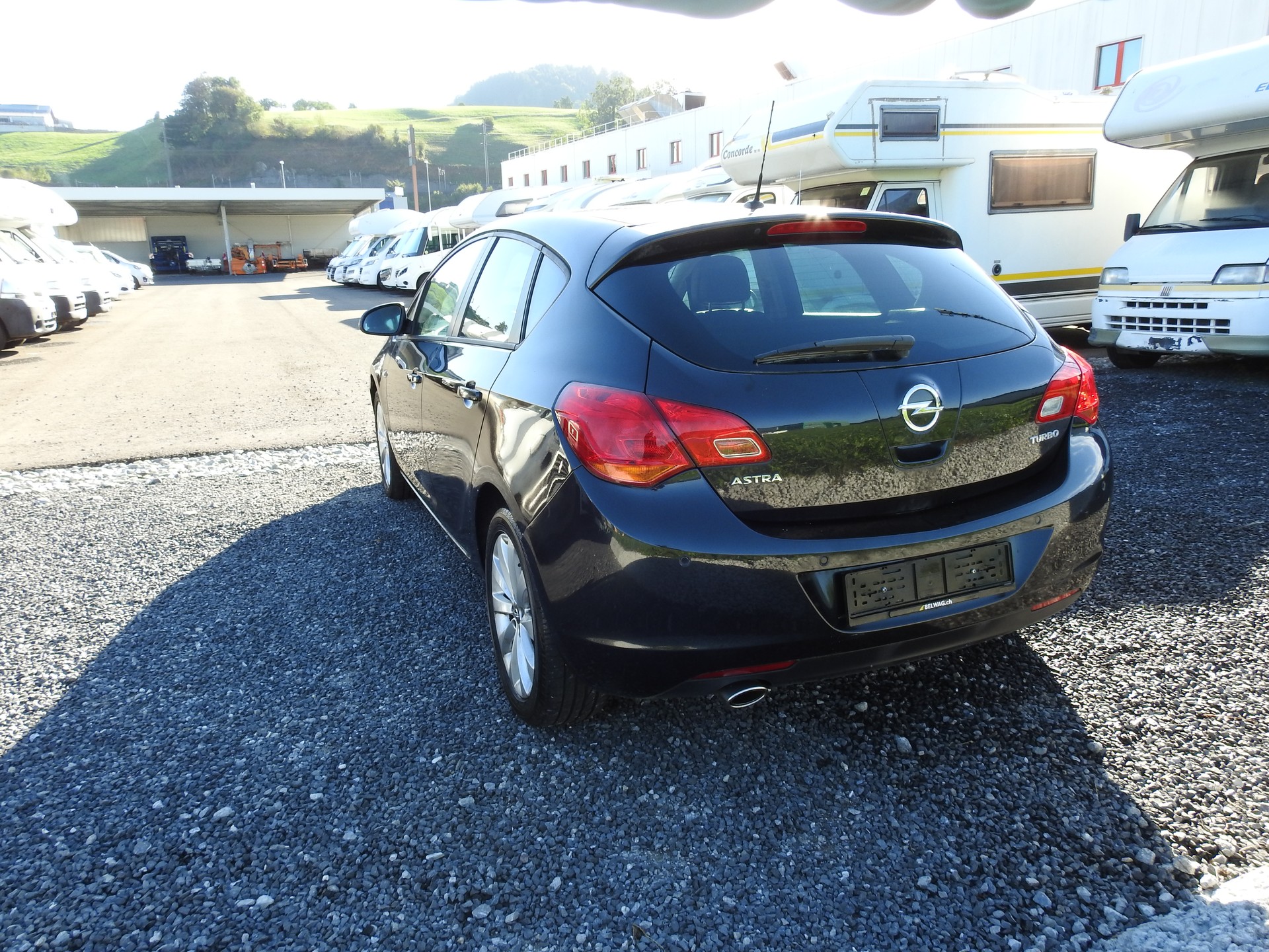 OPEL Astra 1.4i Turbo Anniversary Edition-image-3