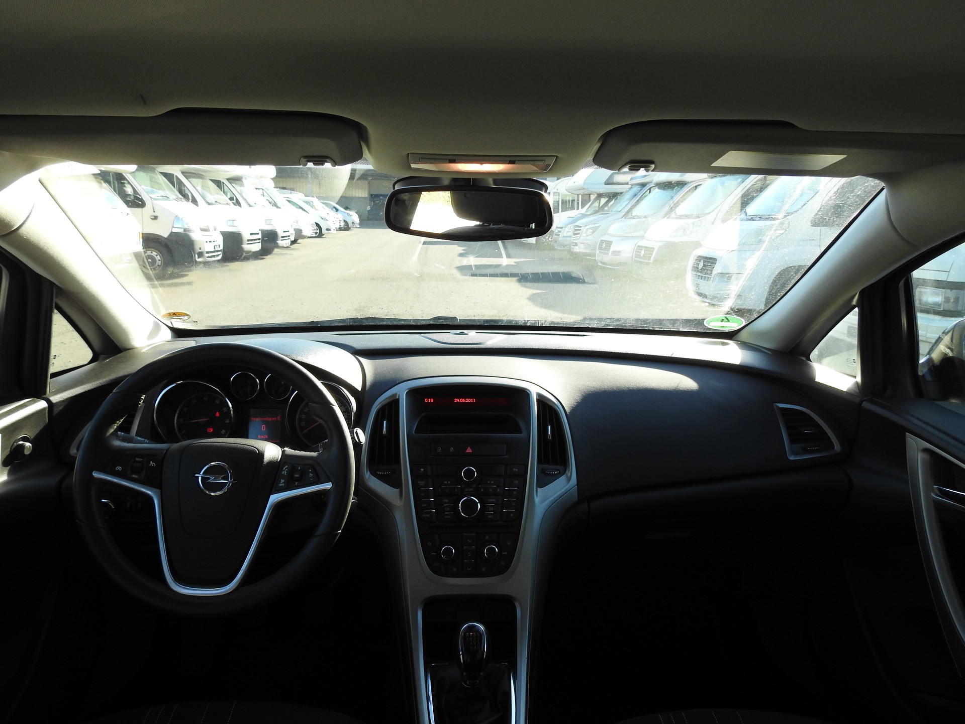 OPEL Astra 1.4i Turbo Anniversary Edition-image-15
